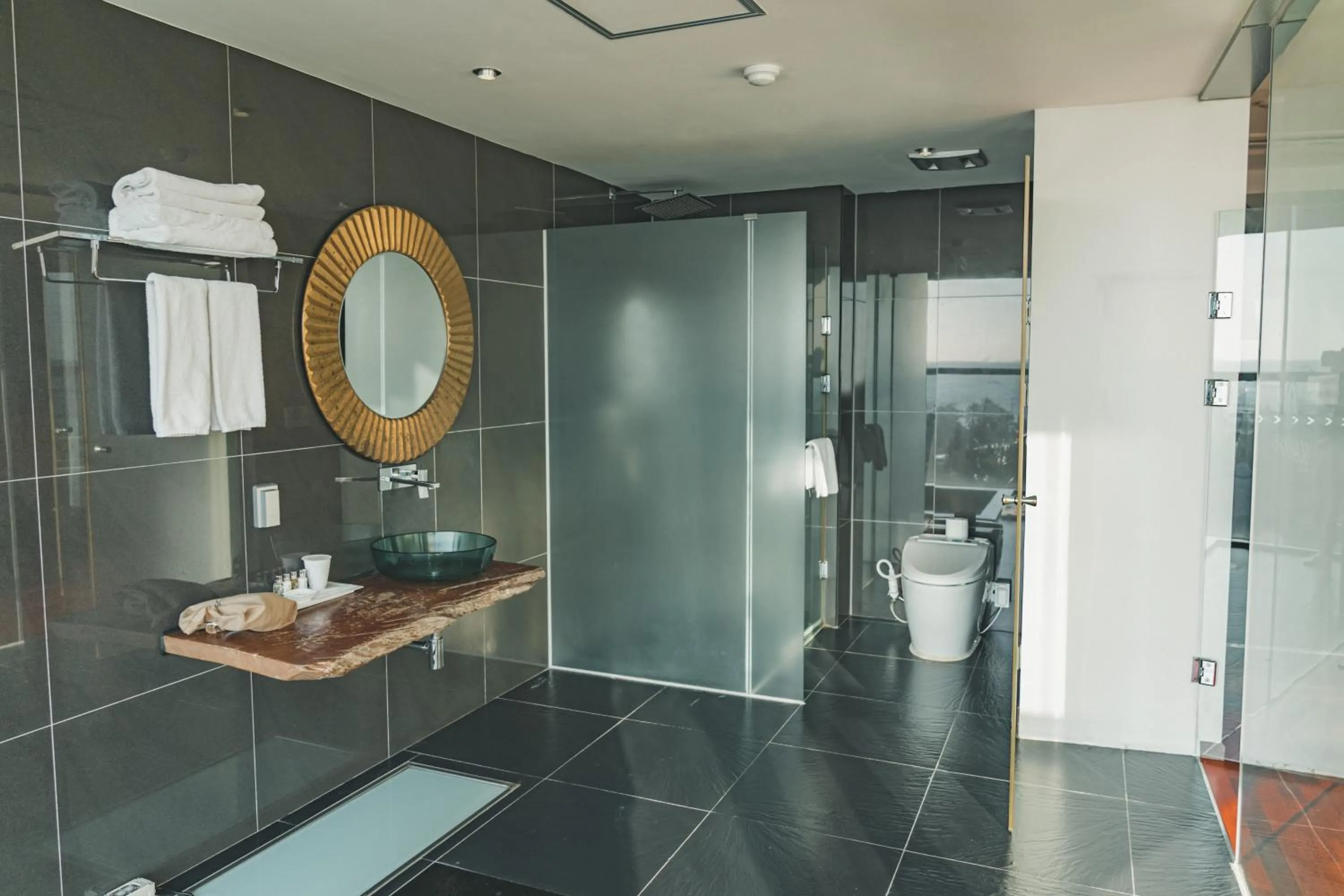 Bathroom in Jeju Hotel Scarboro