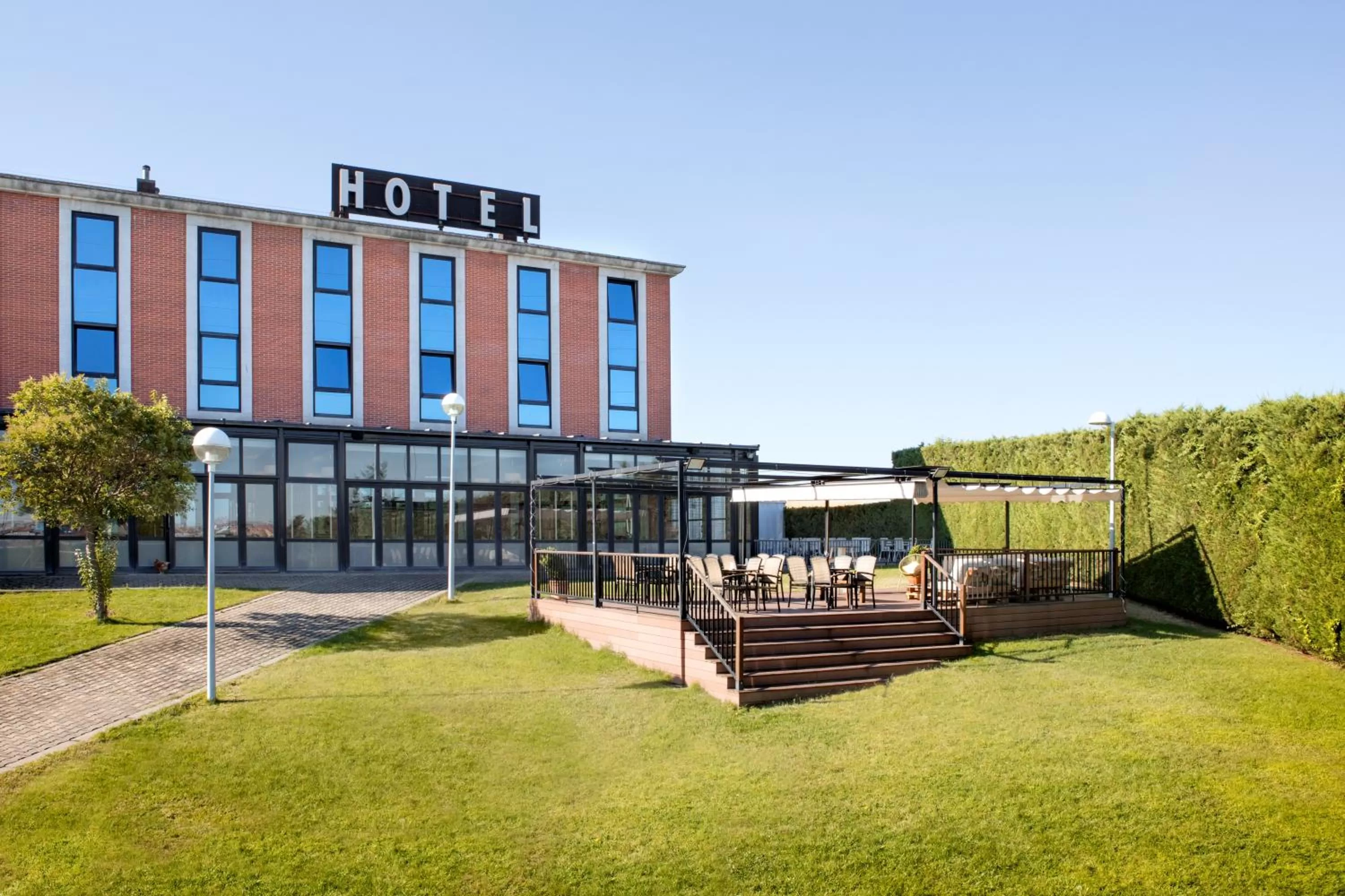 Property building in Hotel Salamanca Montalvo