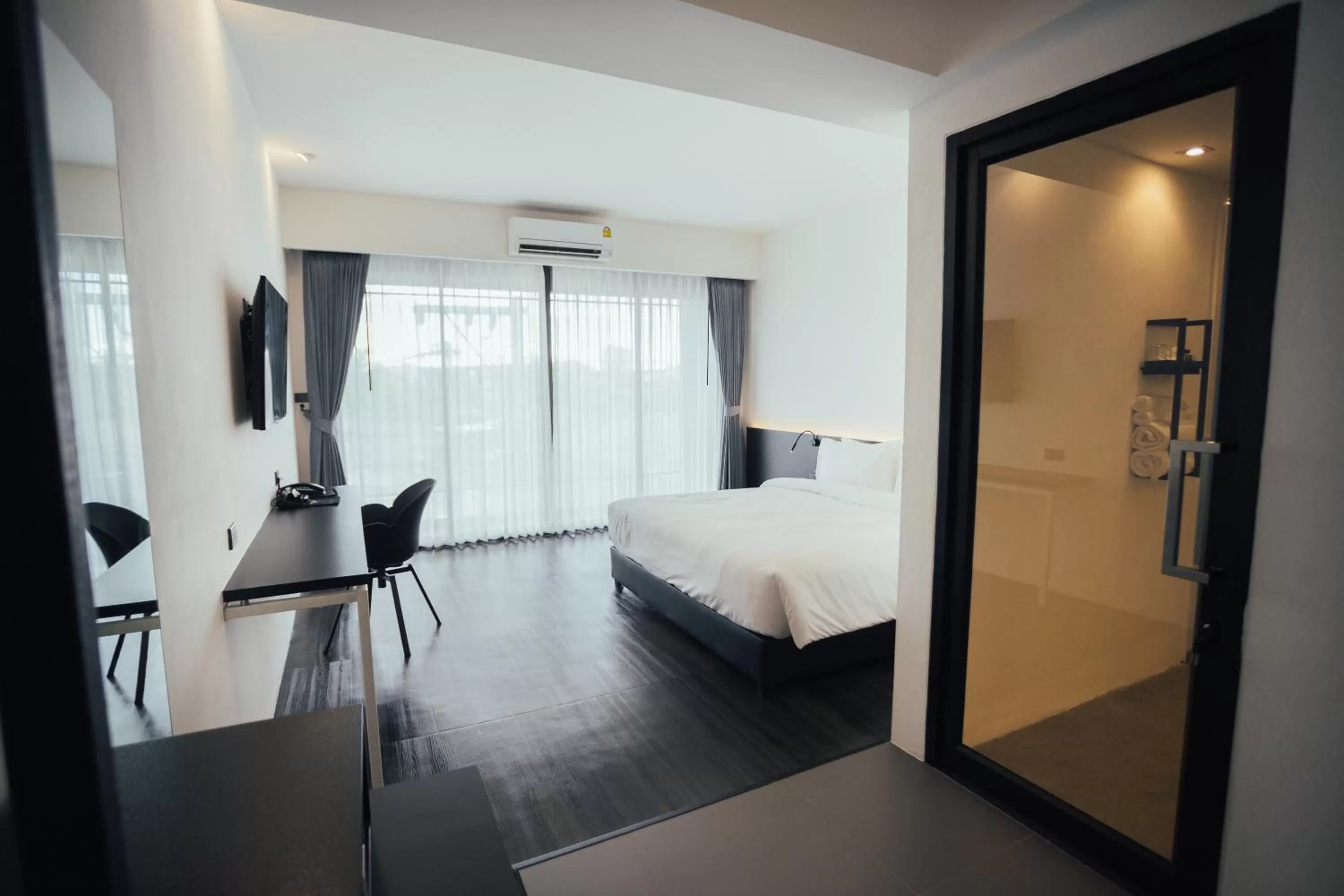 Bedroom, Bed in DUM Hotel - Si Phum