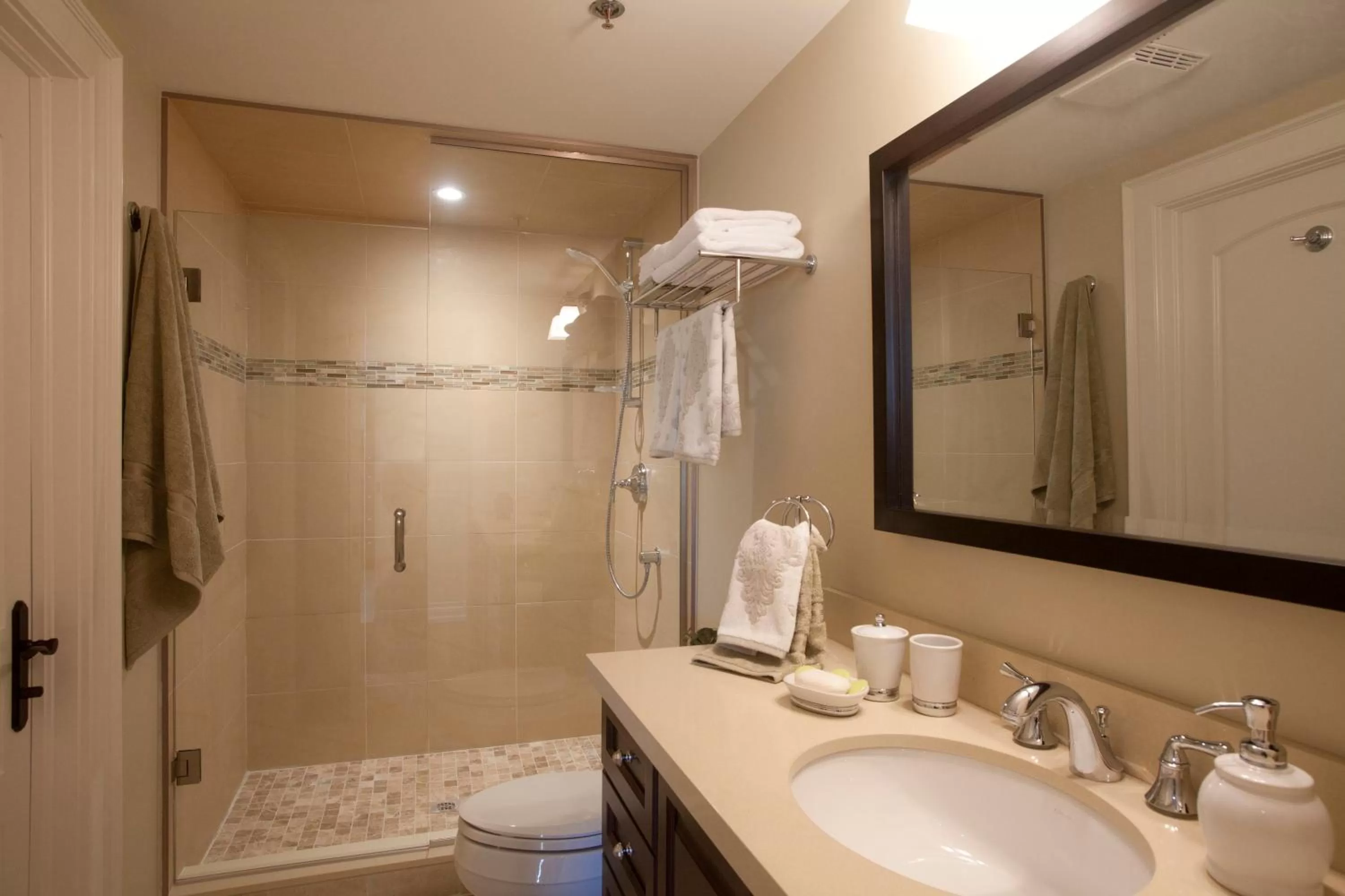 Bathroom in 124 on Queen Hotel & Spa