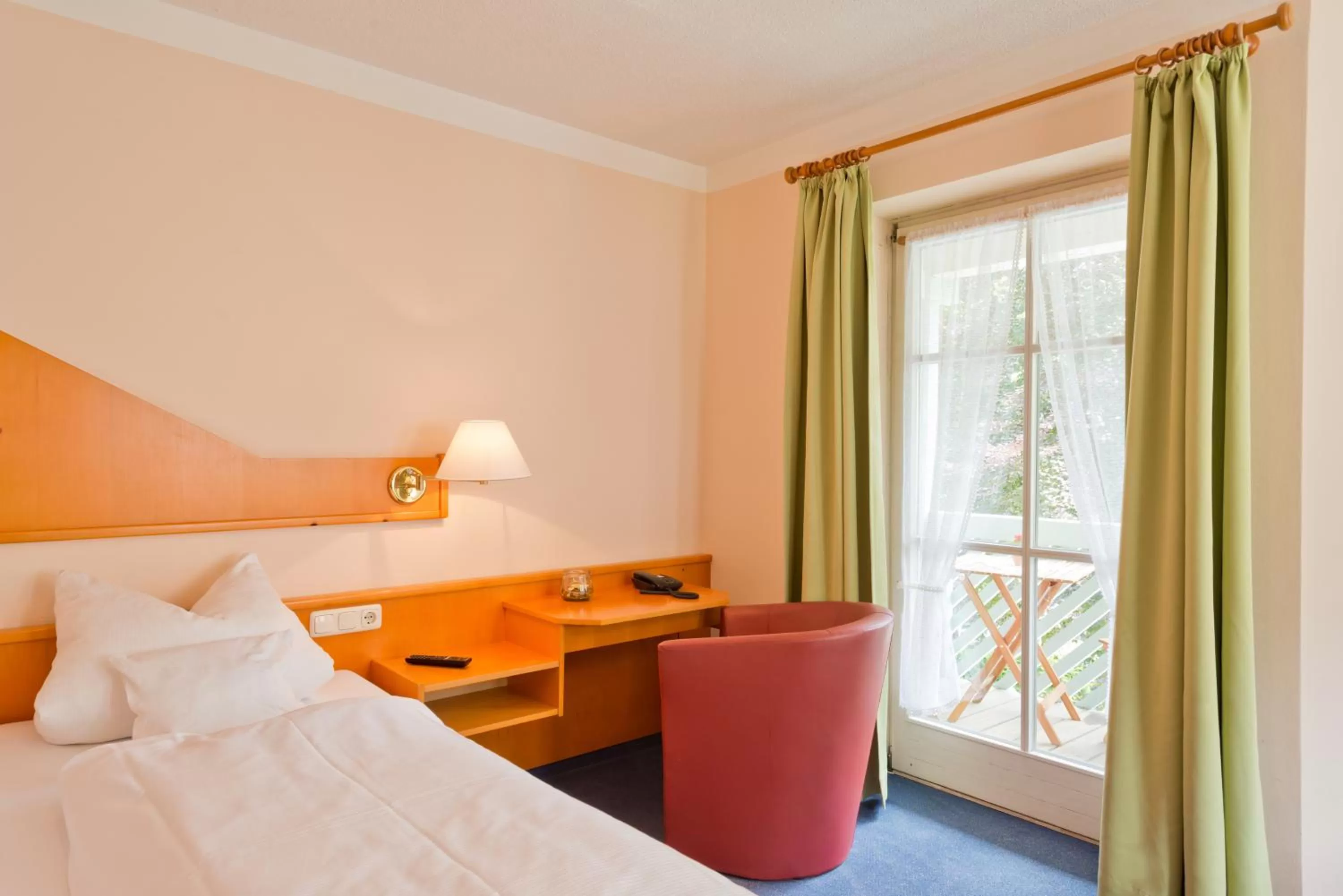 Bed in Hotel Hohenaschau
