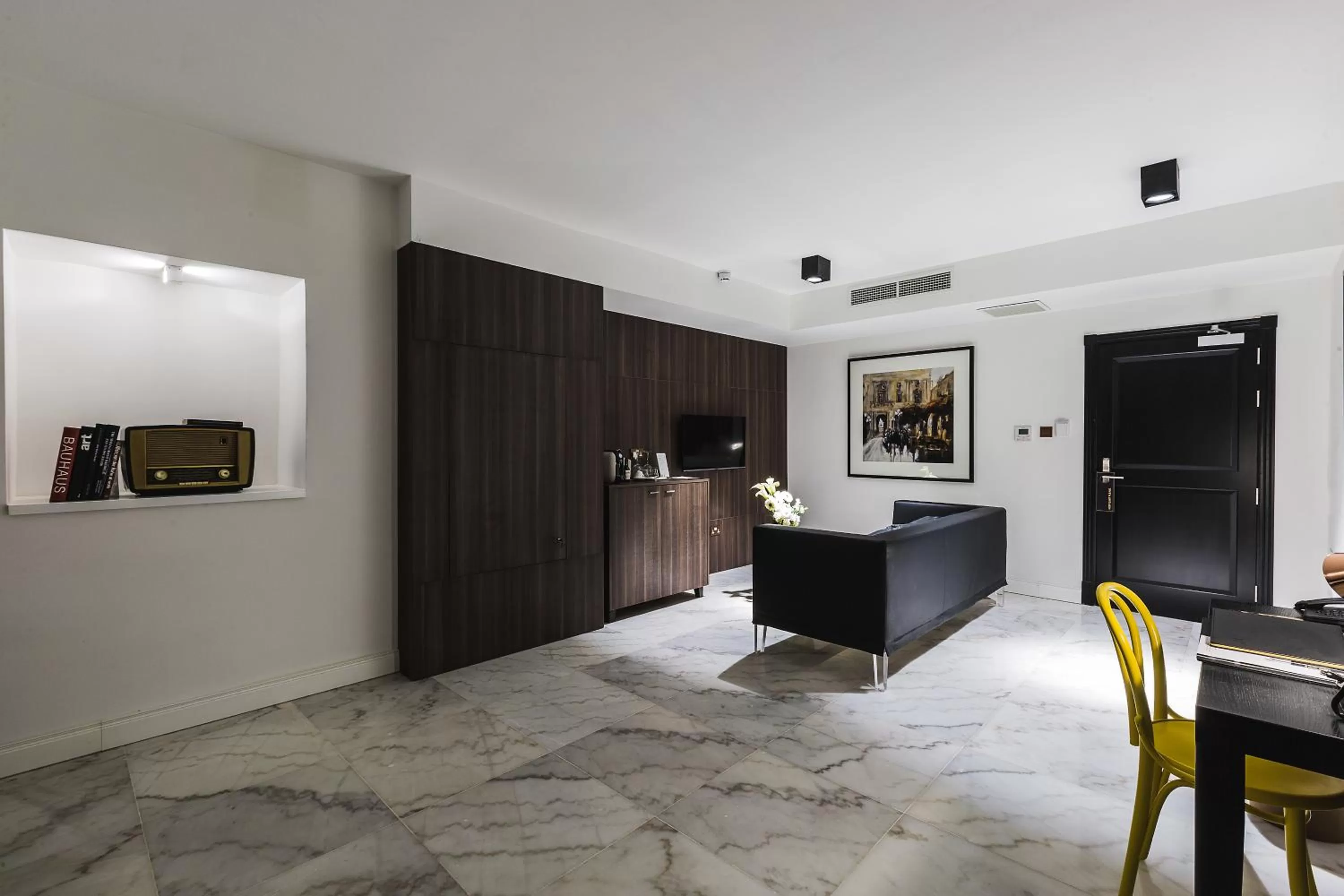 Library in SU29 Boutique Hotel