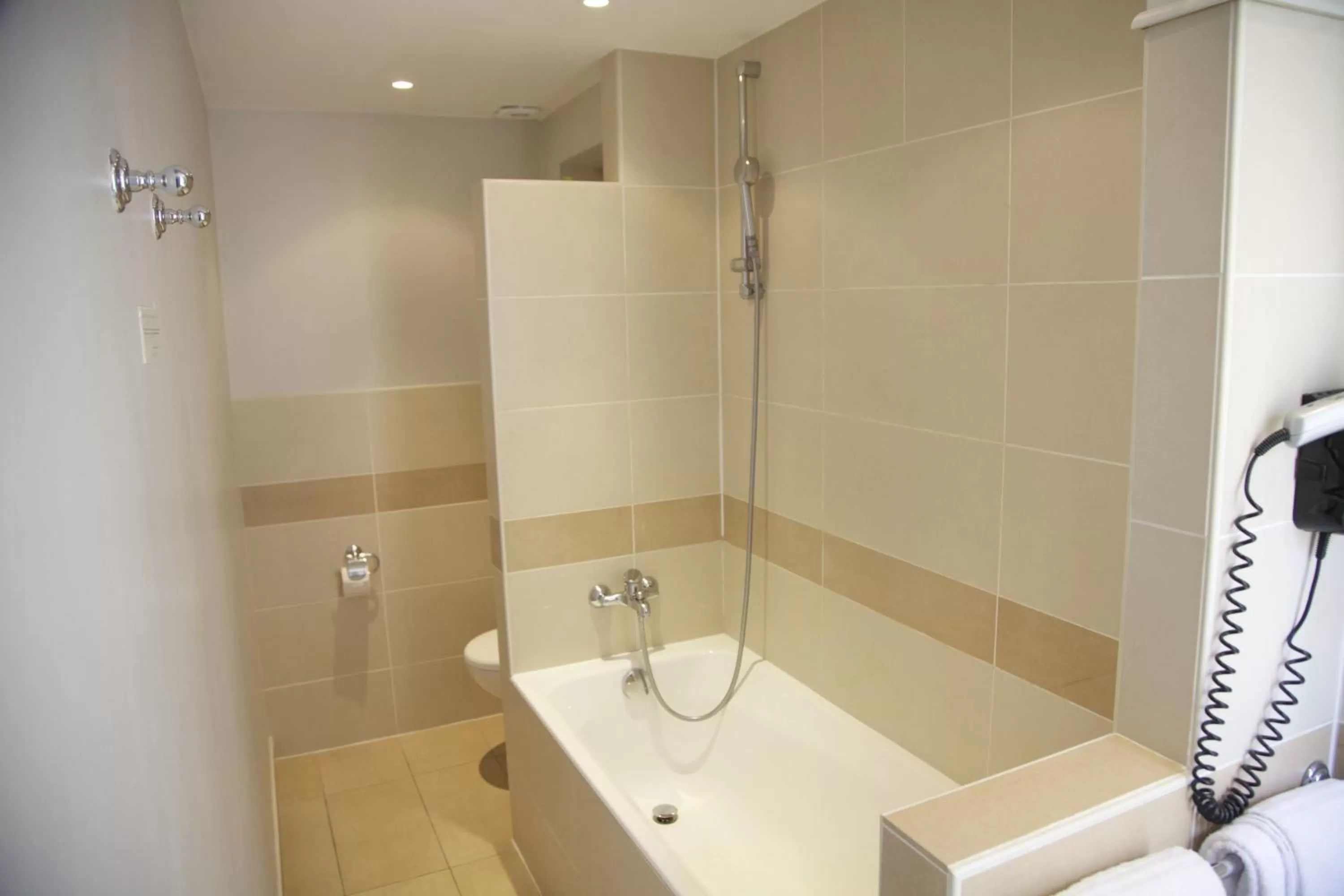 Bathroom in Grand Hôtel Des Gobelins