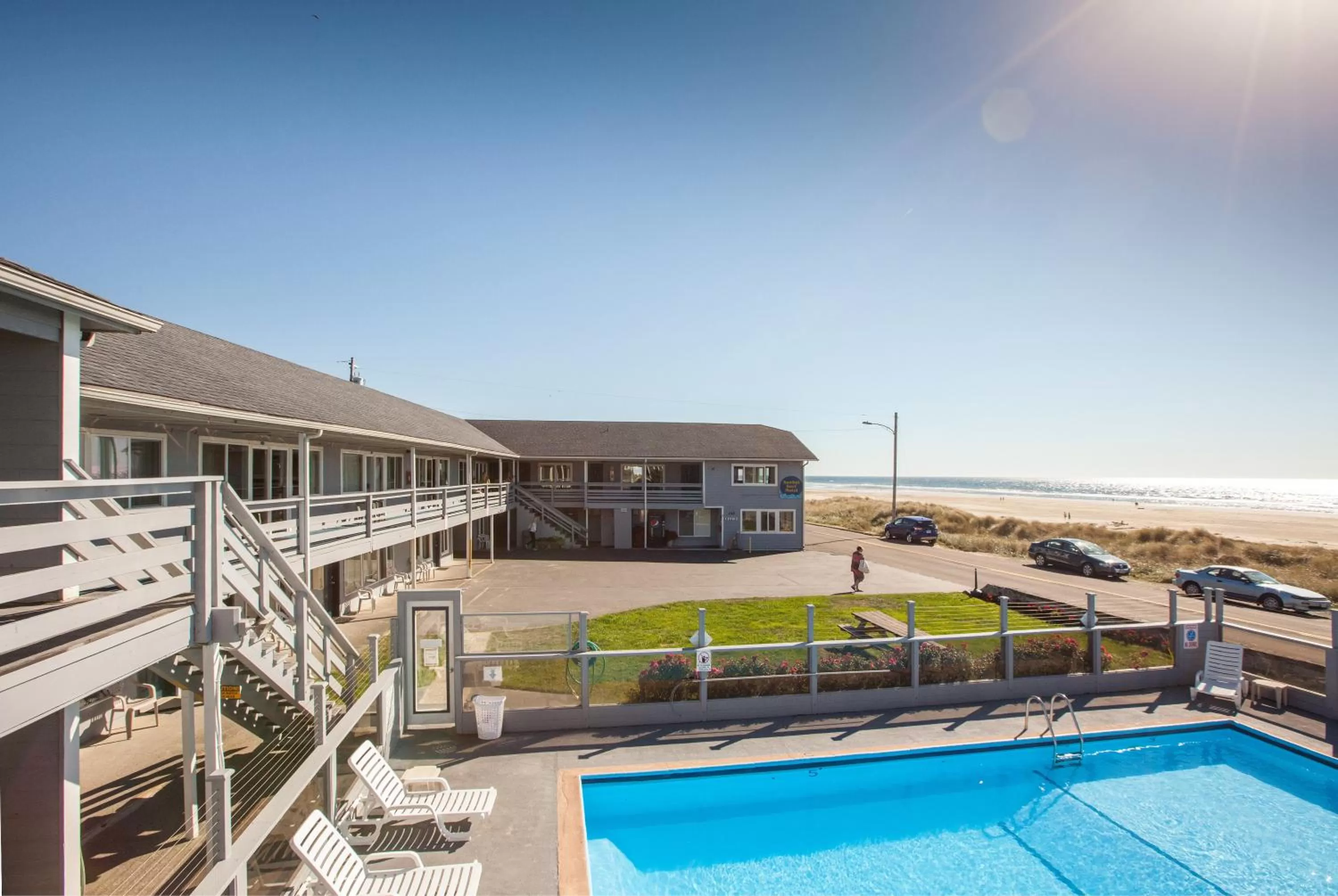 Facade/entrance in Sunset Surf Motel