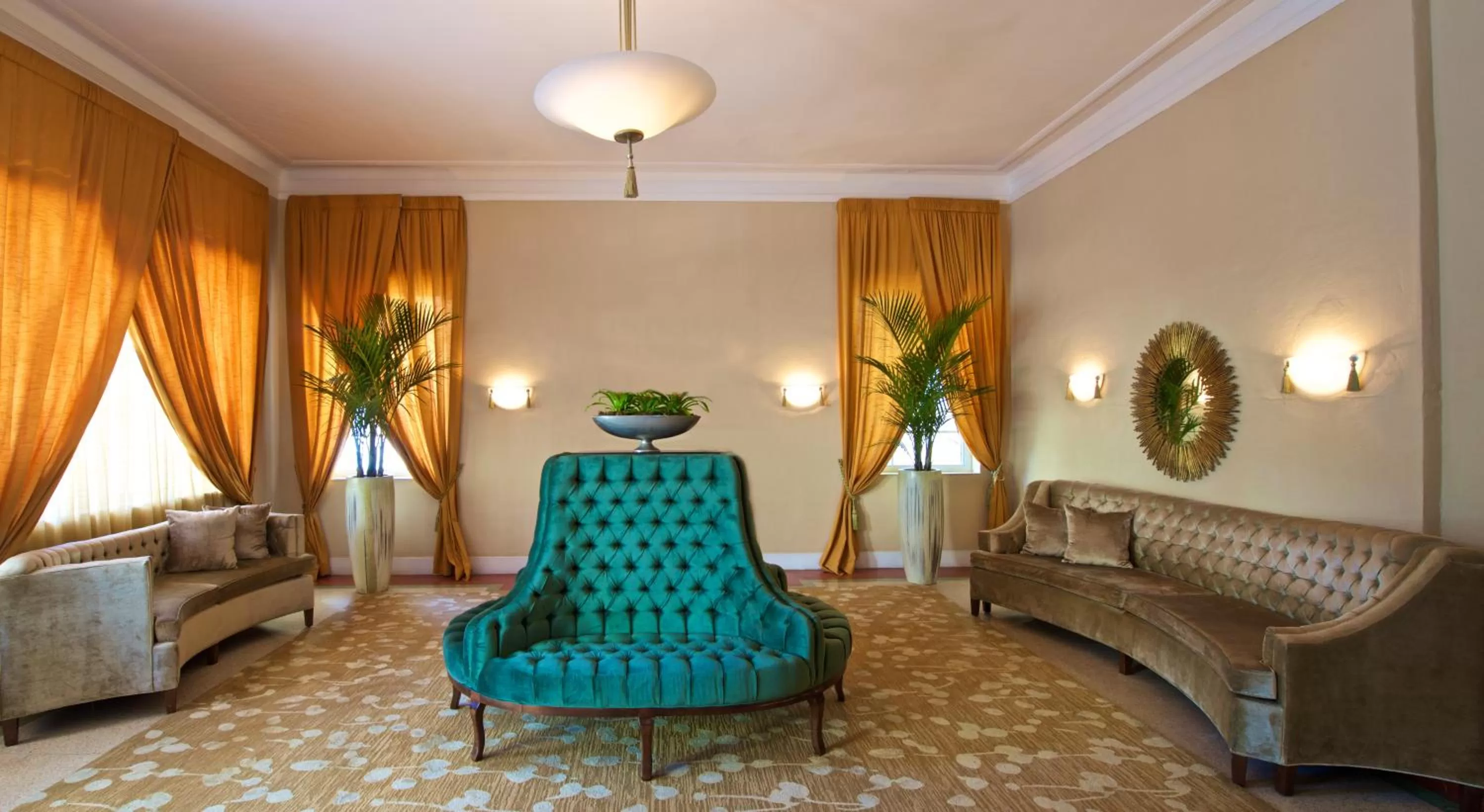 Lobby or reception, Seating Area in Blue Moon Hotel