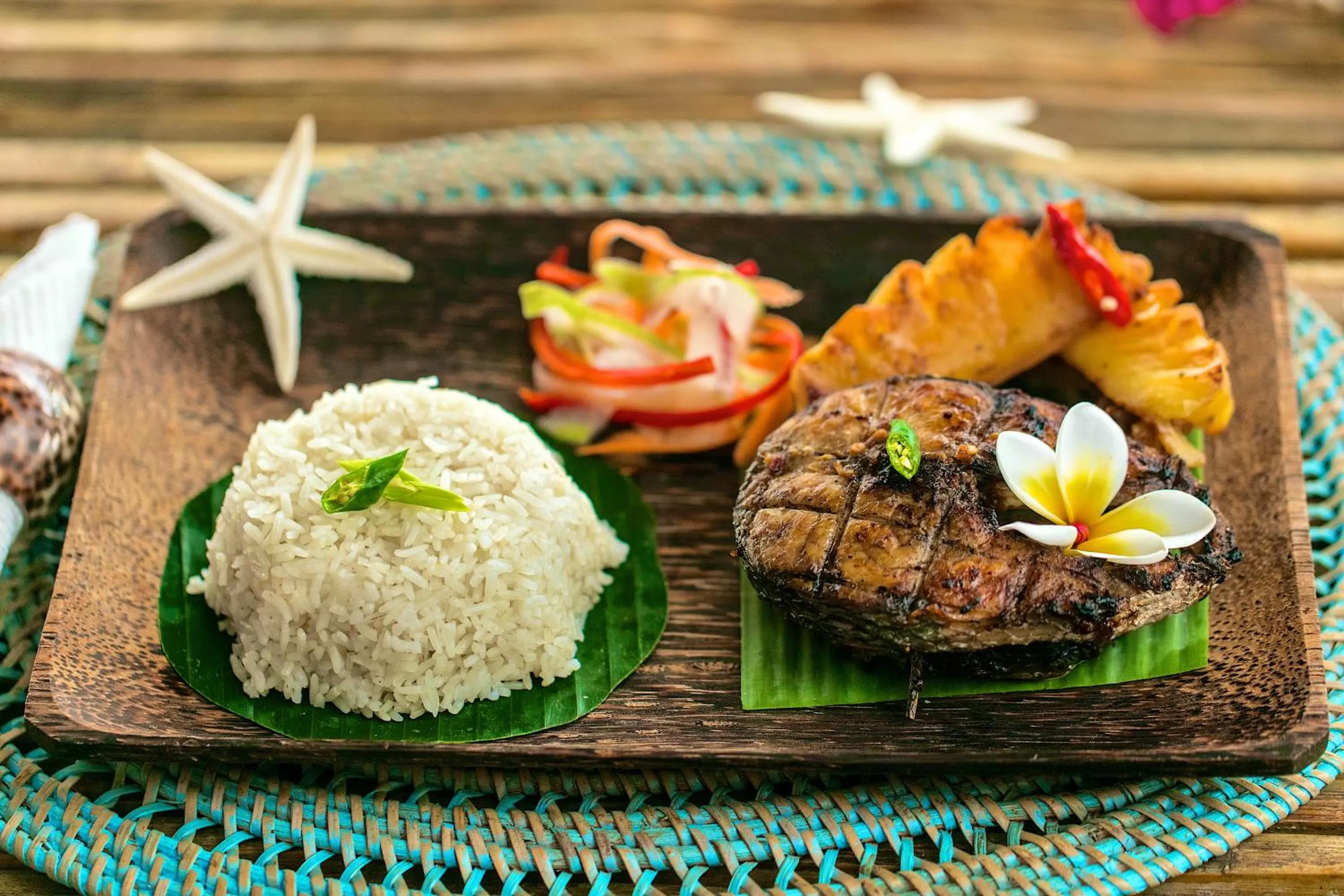 Restaurant/places to eat in Coconut Garden Beach Resort