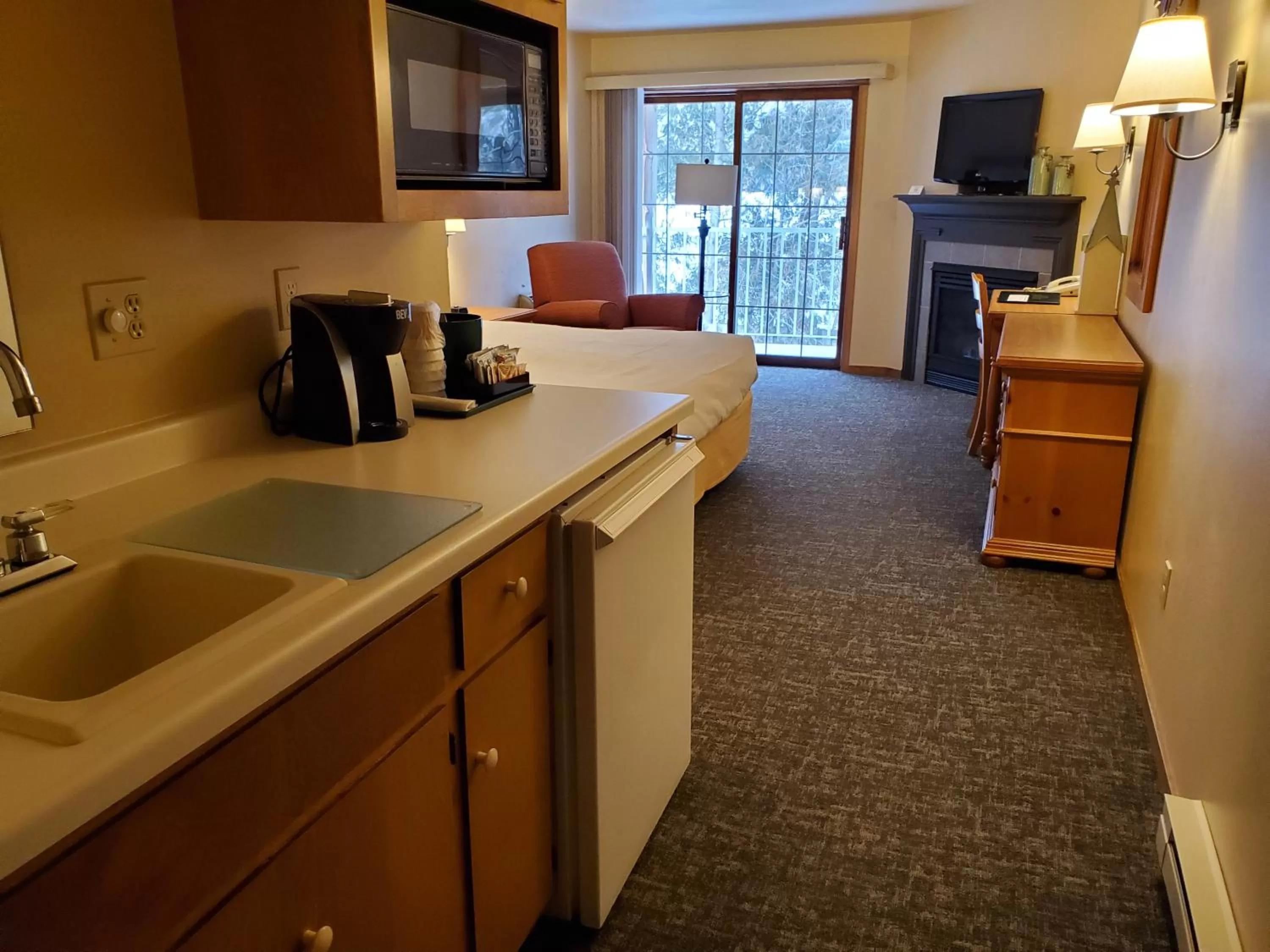 Kitchen or kitchenette in Homestead Suites - Fish Creek