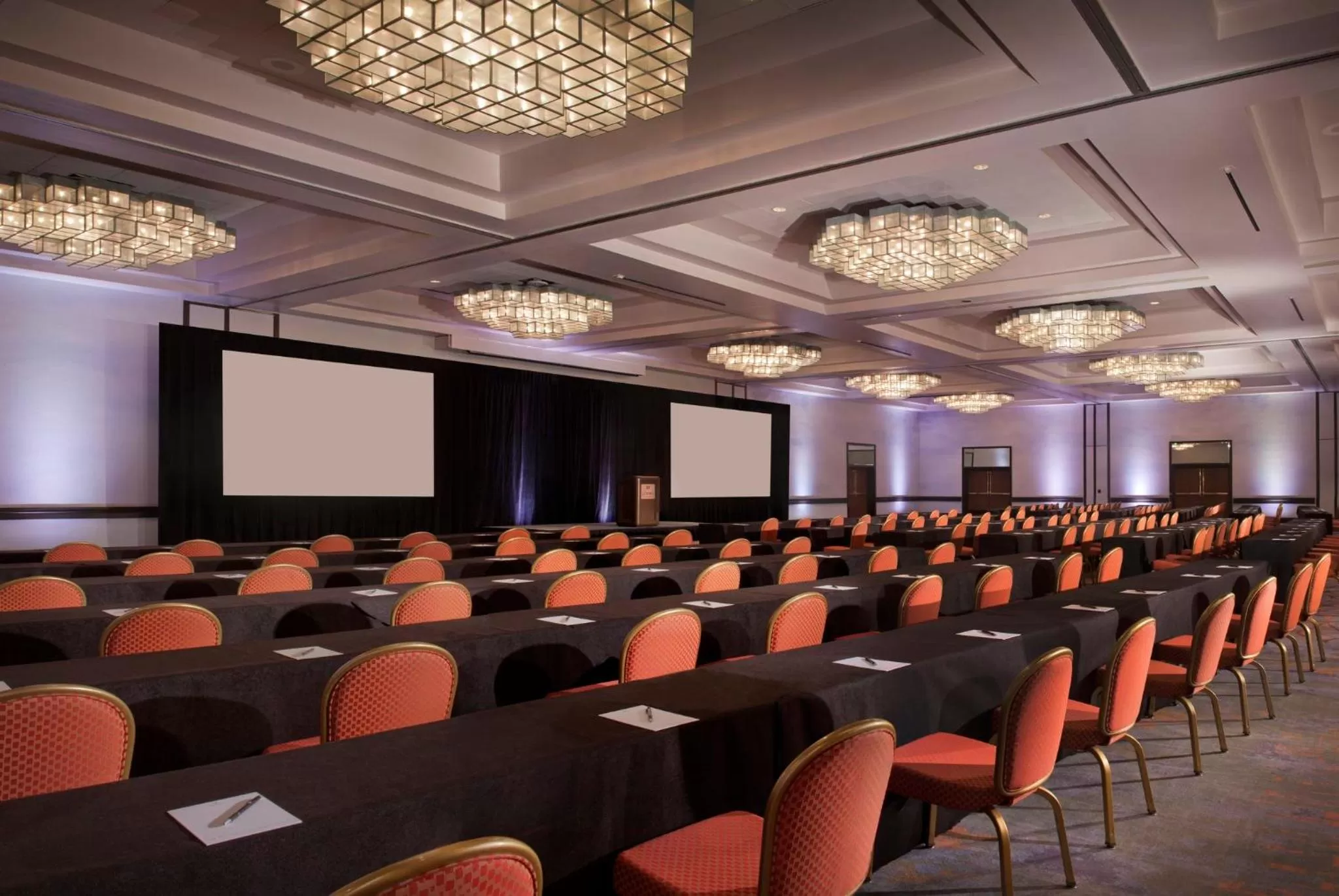 Photo of the whole room in Loews Ventana Canyon Resort