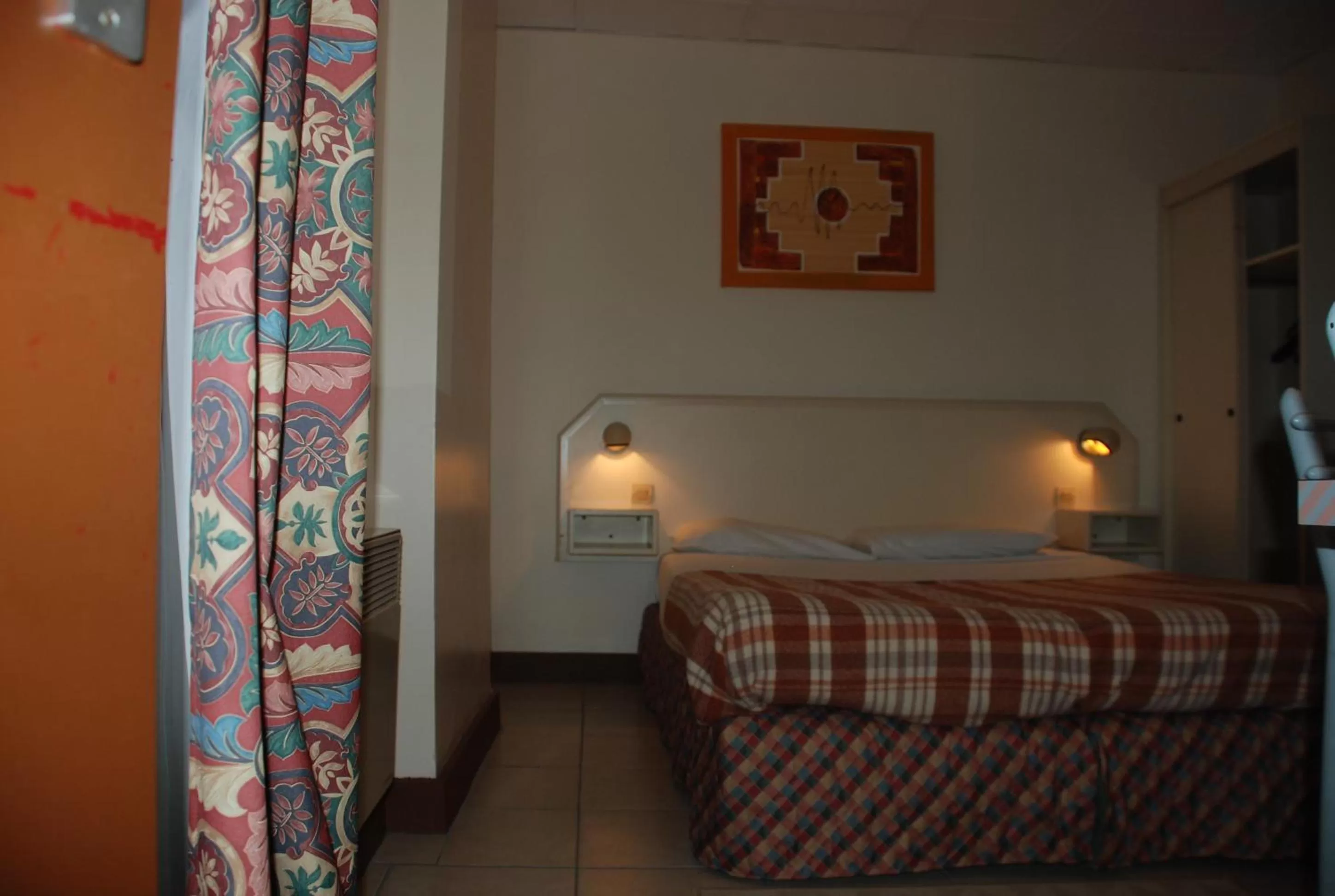 Bed in Residence De La Tour Paris-Malakoff