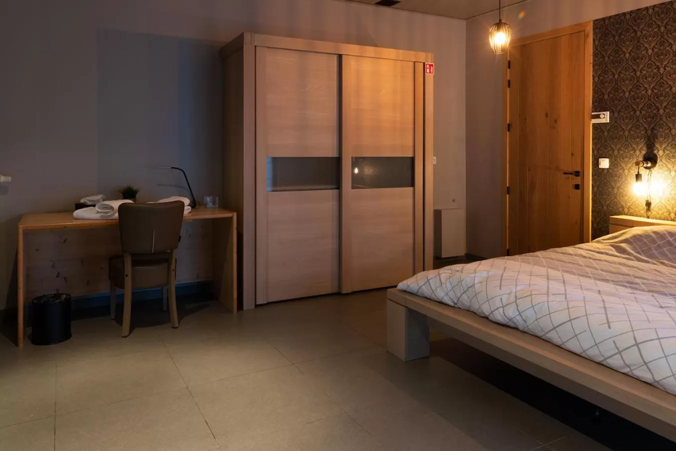 Bed in Oud Gemeentehuis