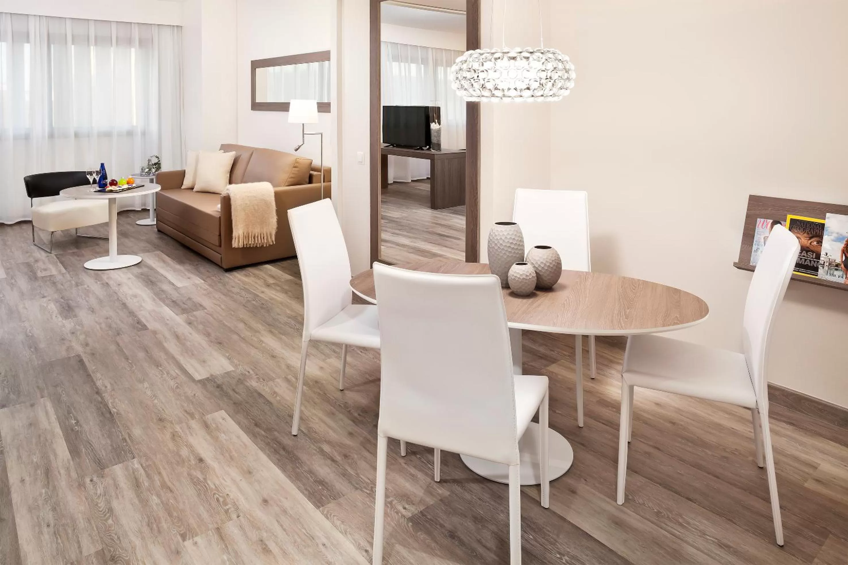 Photo of the whole room in Melia Lebreros