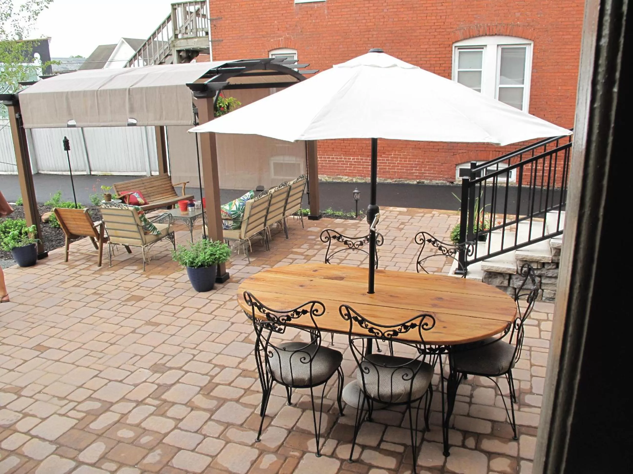 Balcony/Terrace, Restaurant/Places to Eat in Georges on York B&B