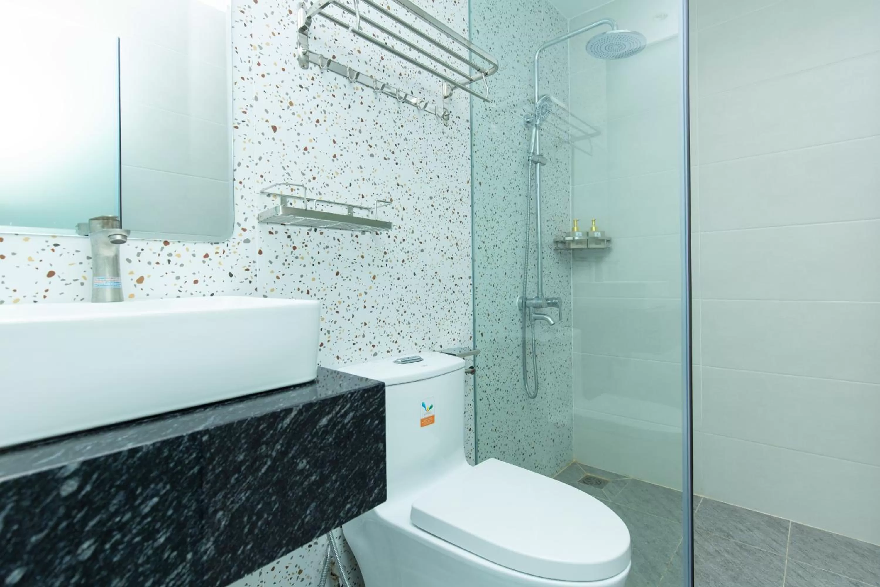 Shower in BOBO Boutique Hotel