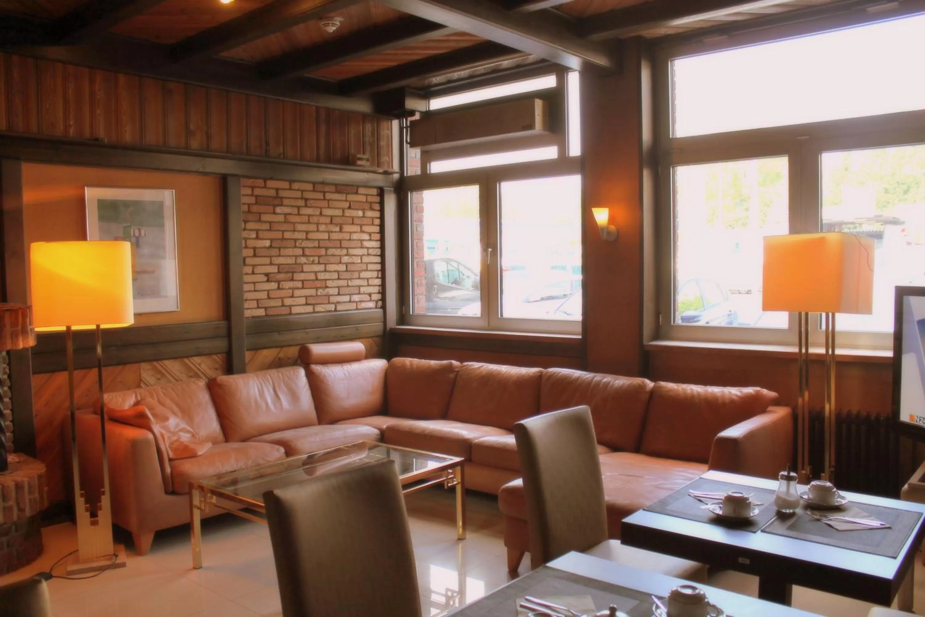 Restaurant/places to eat, Seating Area in Hotel Lorien