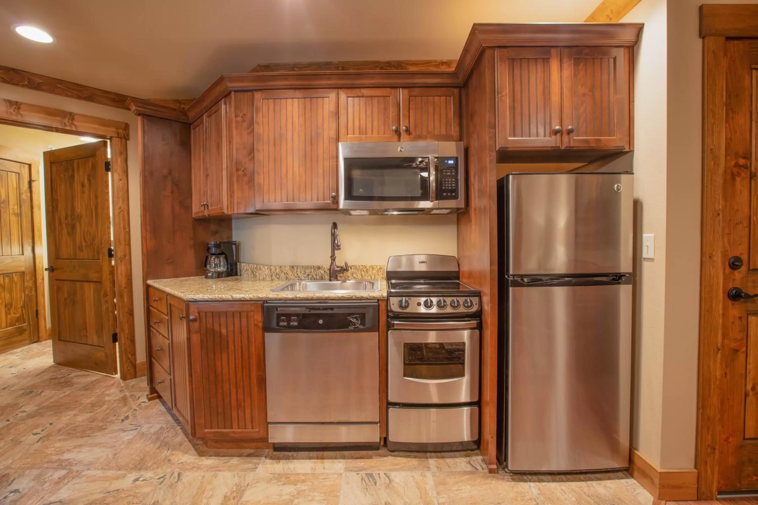 Kitchen or kitchenette in Westgate Branson Woods Resort