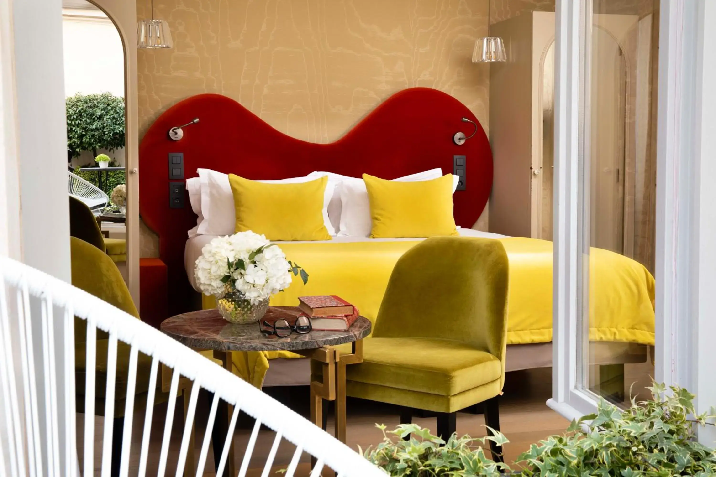 Deluxe Double Room with Terrace and with Private Hammam Access in Hotel Monsieur & Spa Deluxe Double Room with Terrace and with Private Hammam Access in Hotel Monsieur & Spa