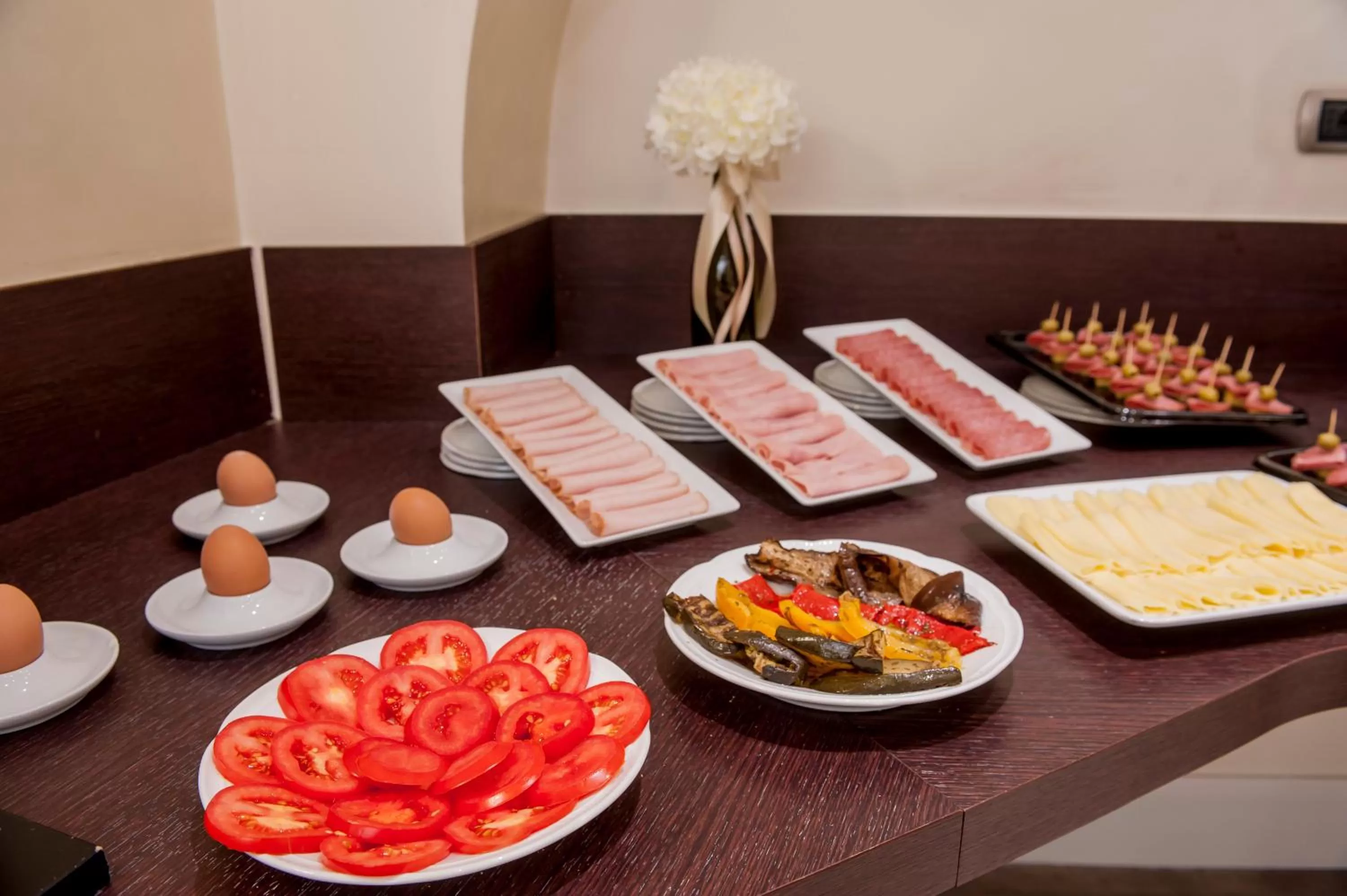 Food and drinks in Demetra Hotel