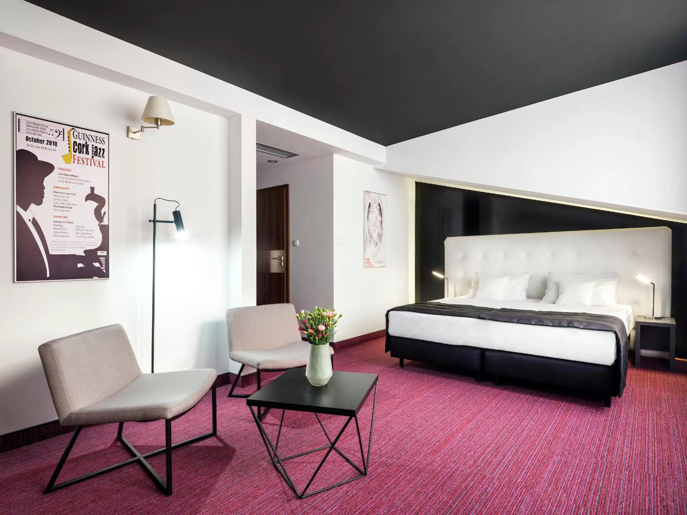 View (from property/room), Bed in Best Western Plus Krakow Old Town