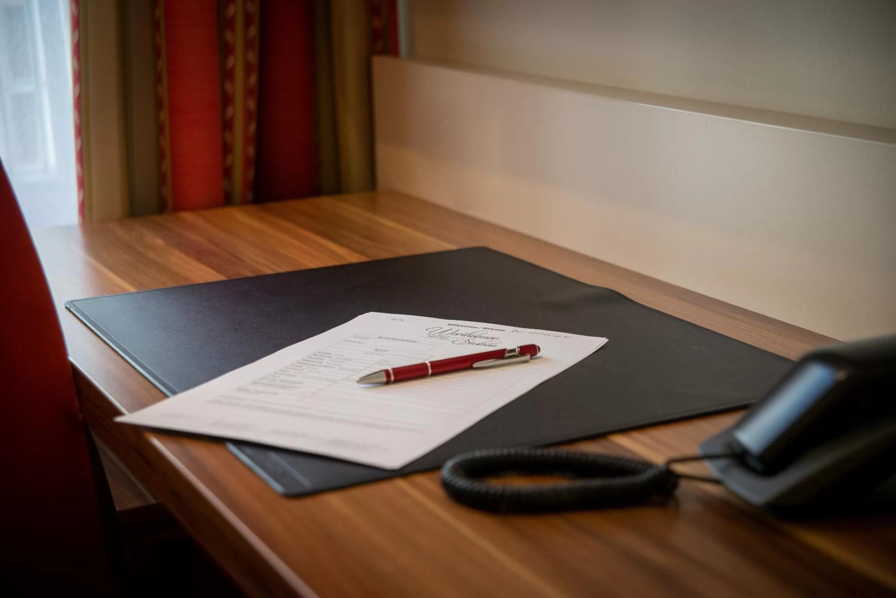 Photo of the whole room in Wertheimer Stuben