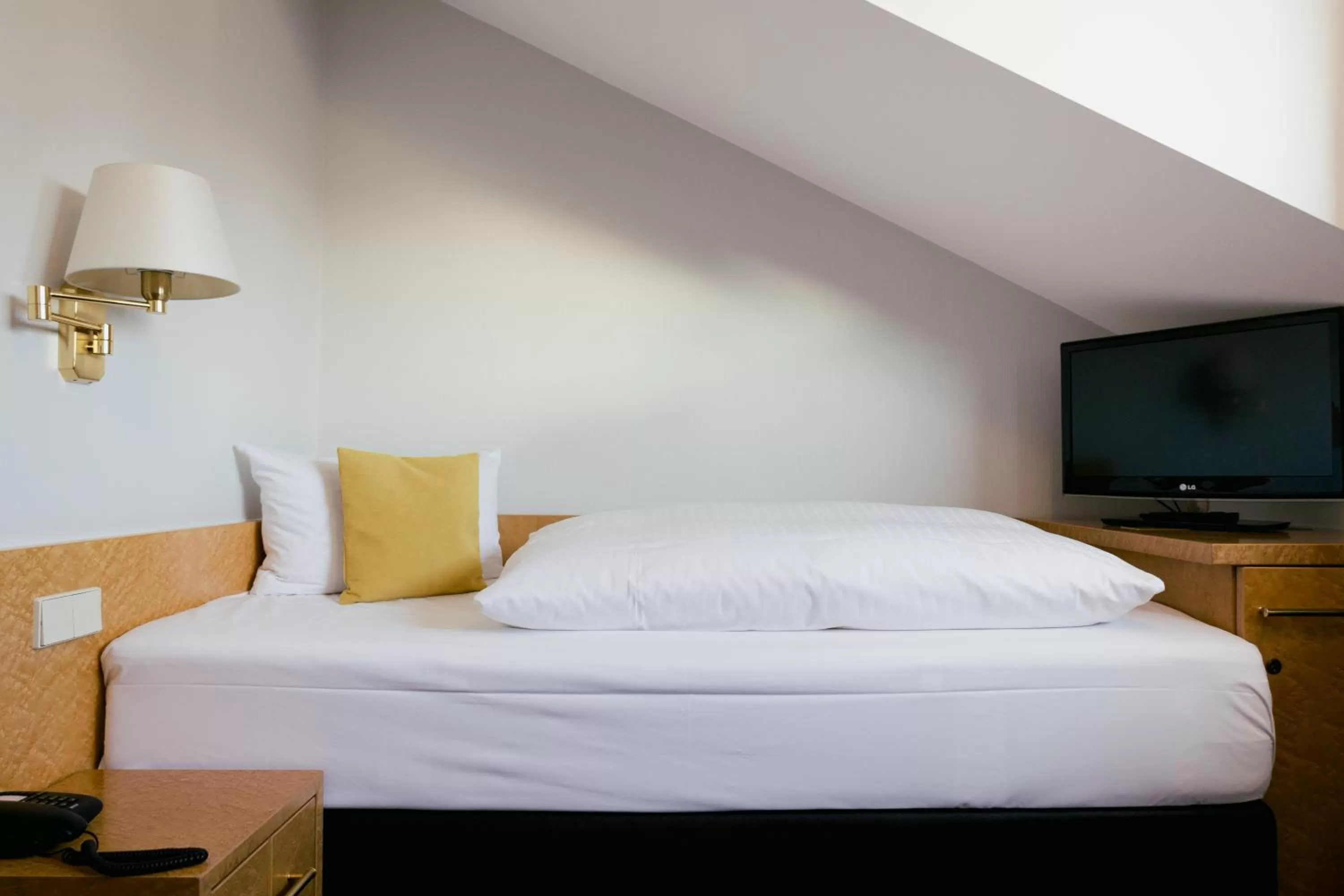 Bed in DOM Hotel LIMBURG