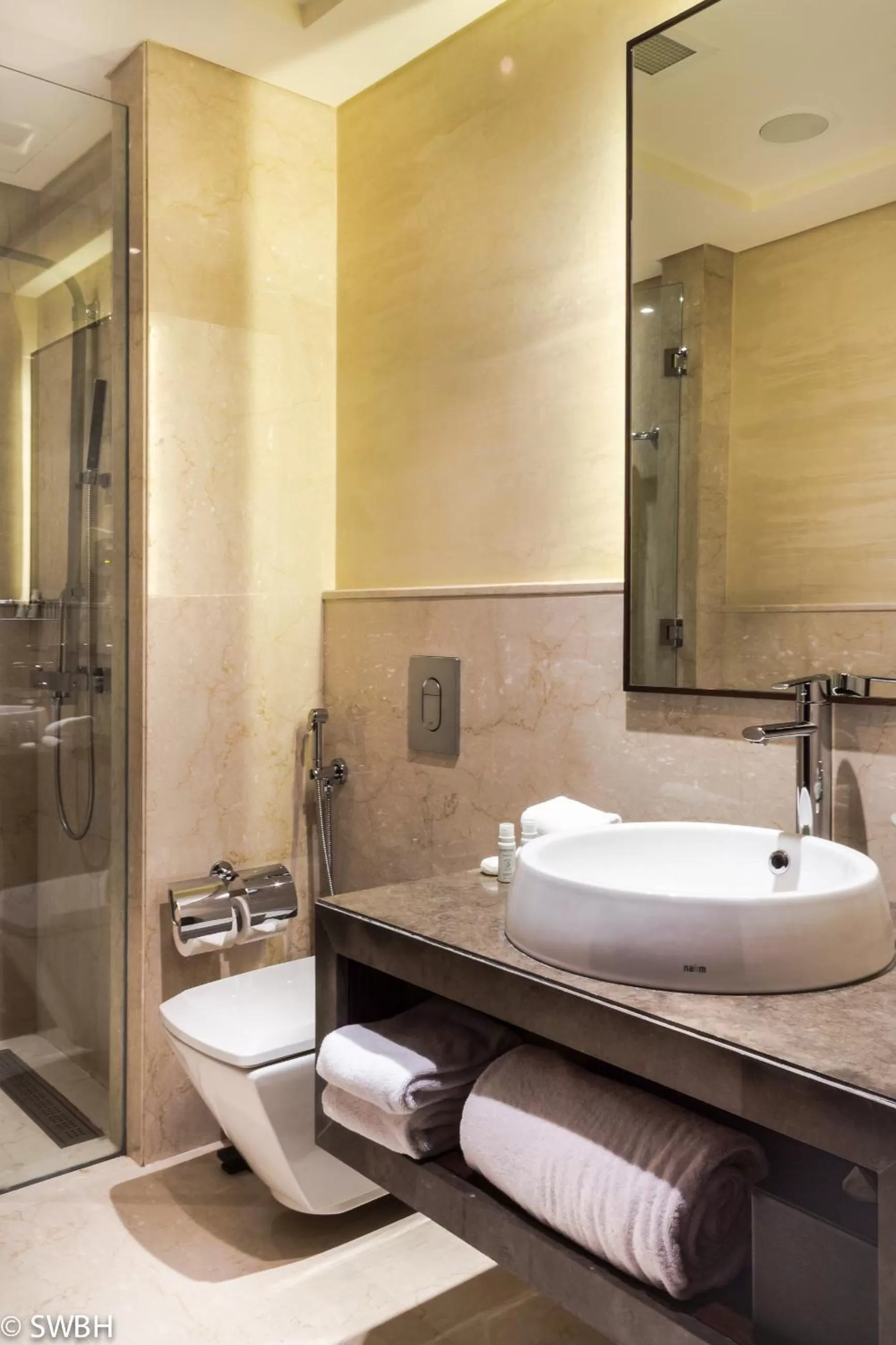 Toilet in Souq Waqif Boutique Hotels - Tivoli