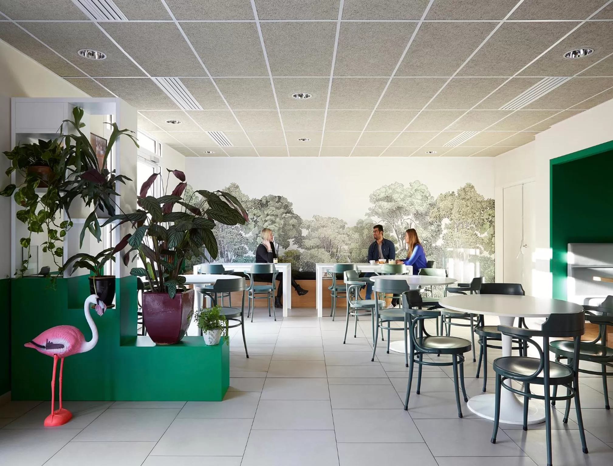 Seating area in The Social Hub Paris La Défense