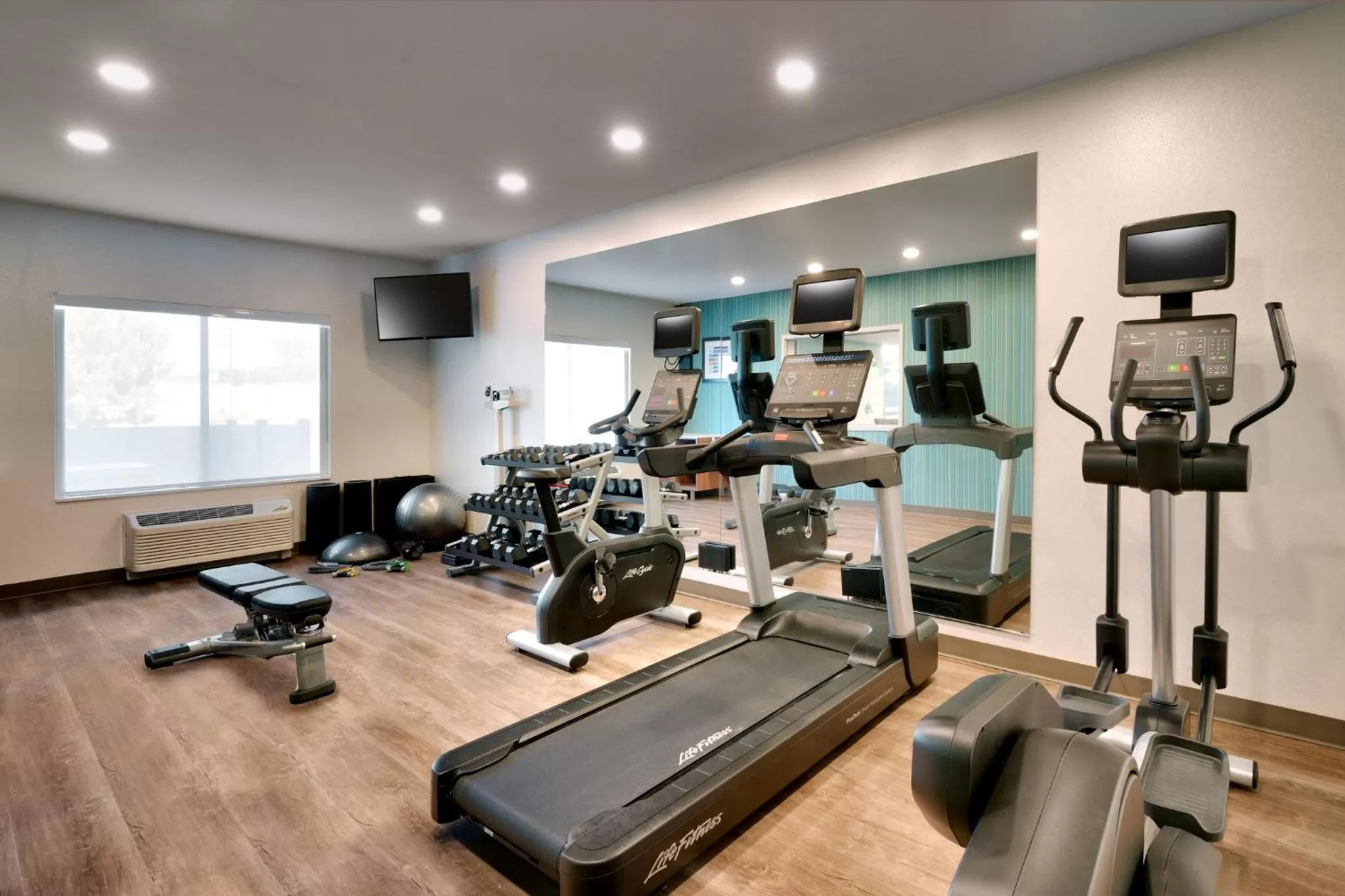Fitness centre/facilities in Holiday Inn Express Billings East by IHG