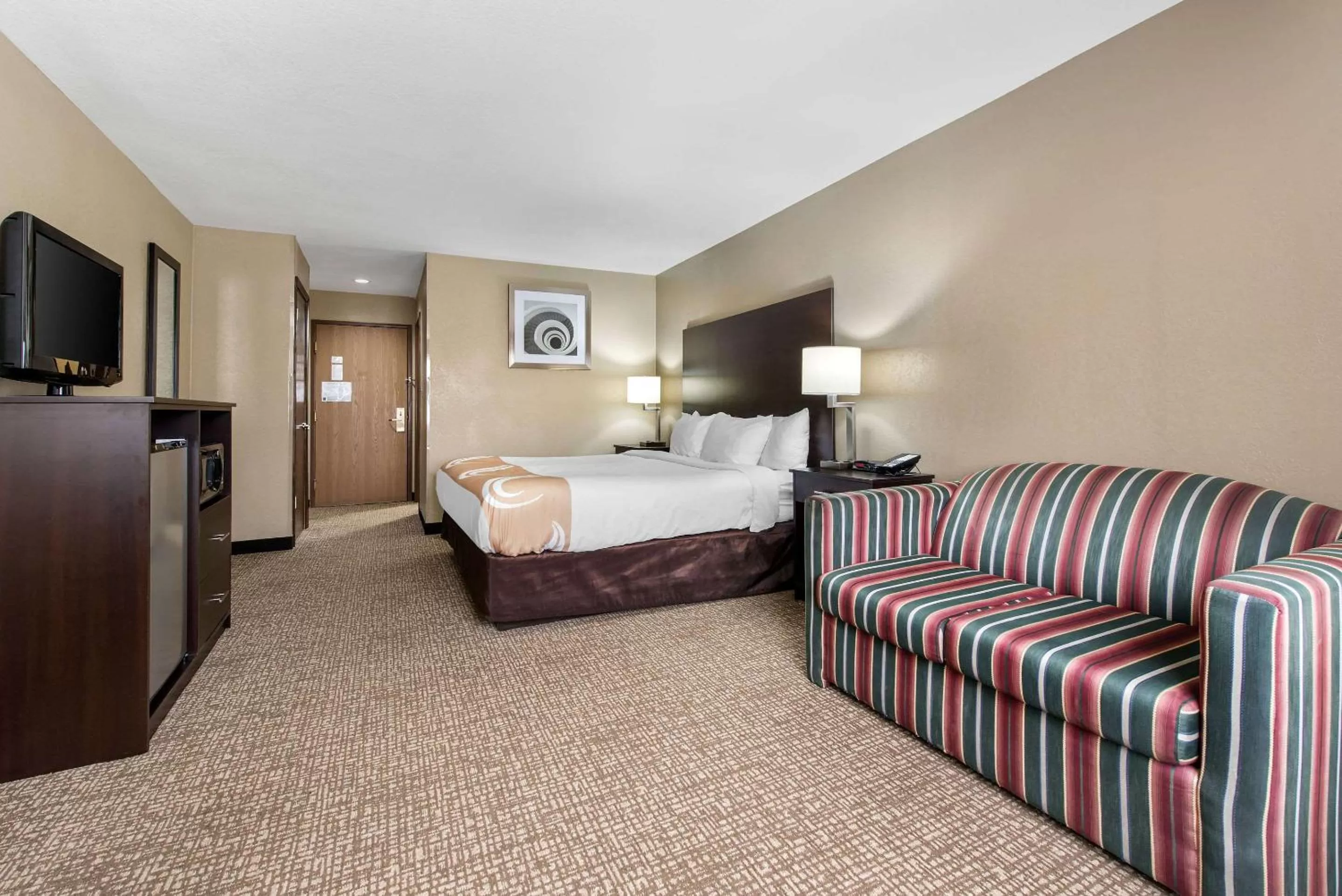 Photo of the whole room in Quality Inn & Suites Lebanon I-65