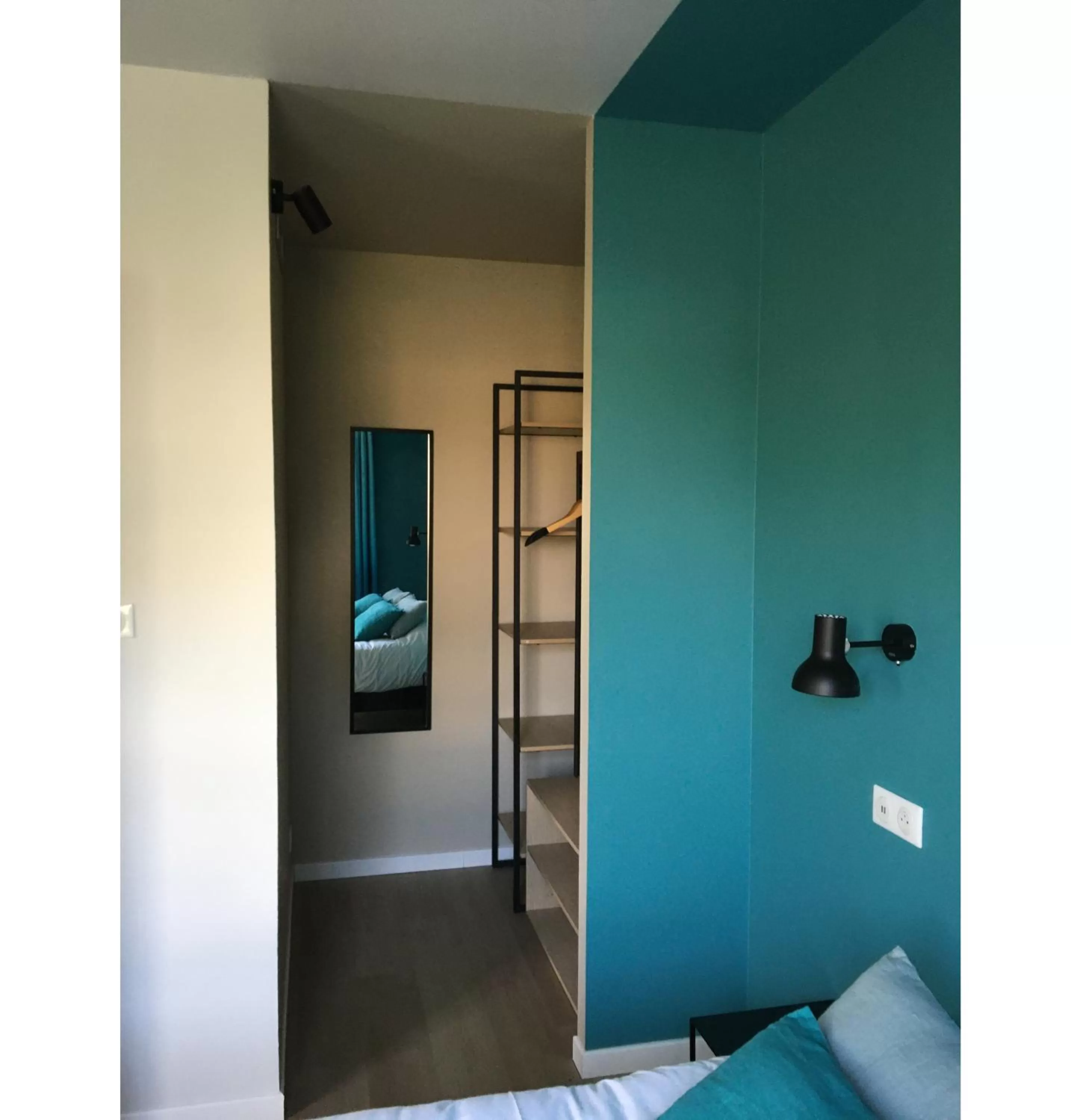 Bedroom, Bed in Hotel Cantosorgue