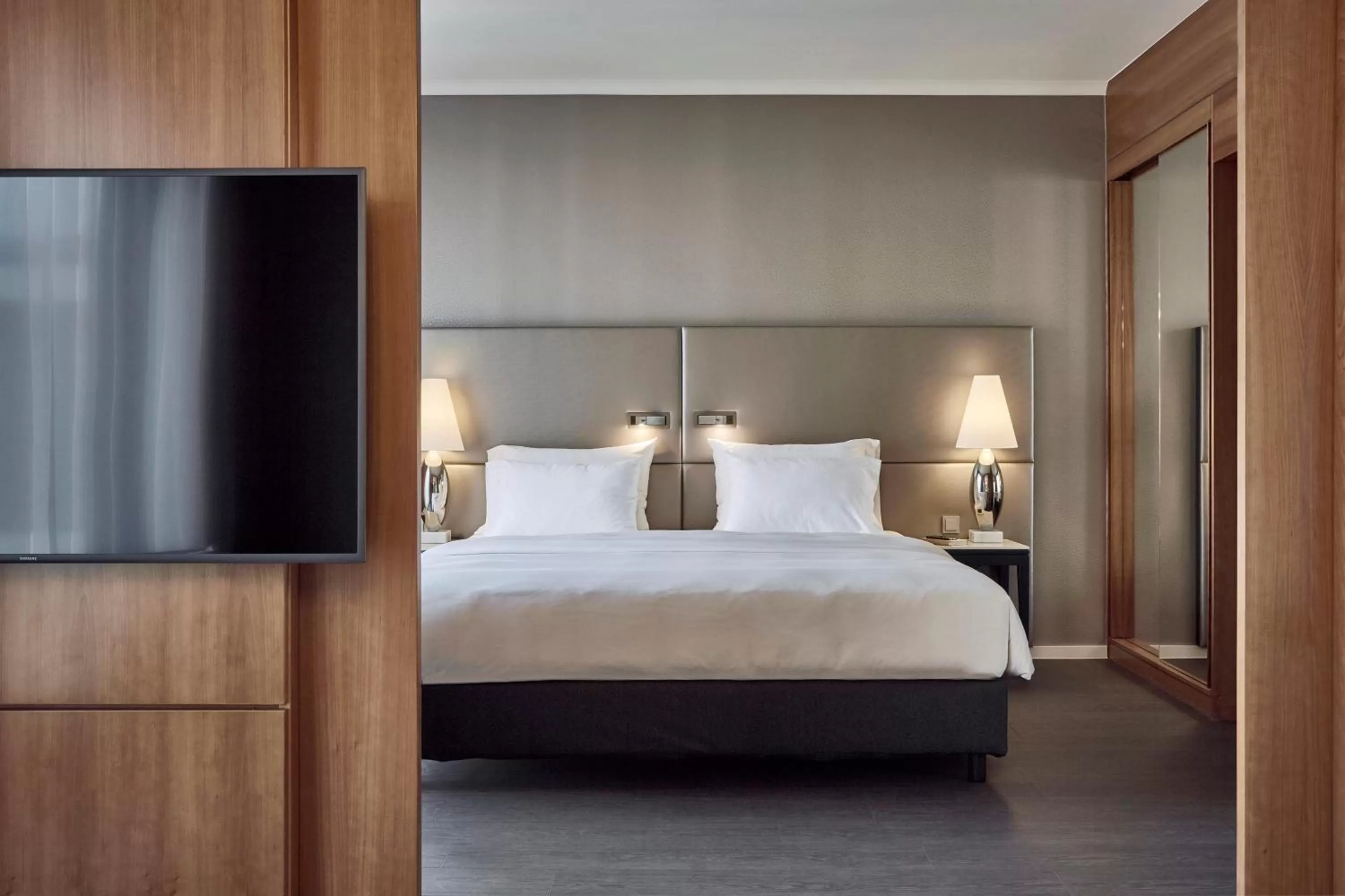 Bed in Radisson Blu Hotel Hannover