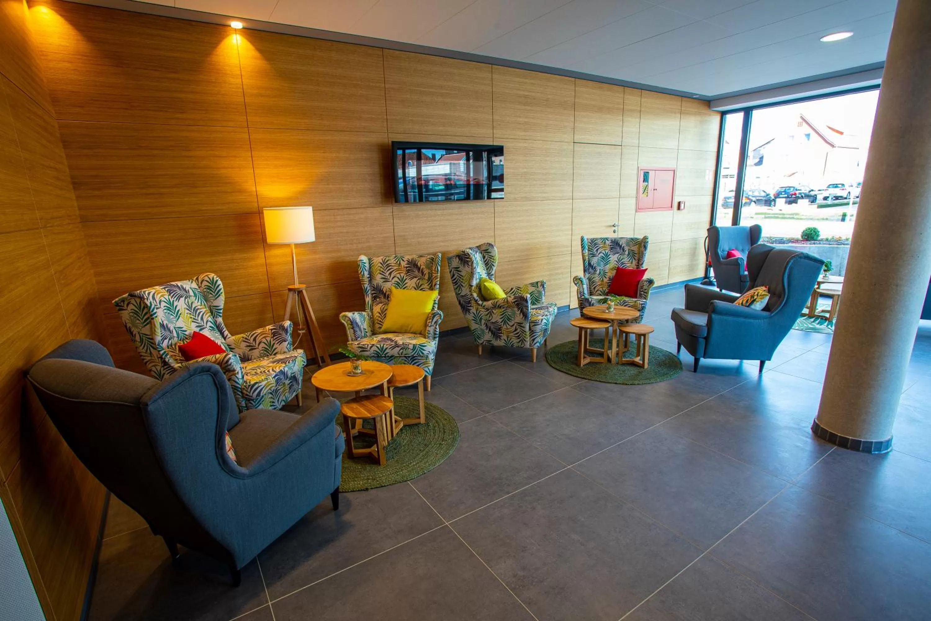 Lobby or reception in Stadthotel Lohne, Self Check In, mit Bäckerei und Cafe