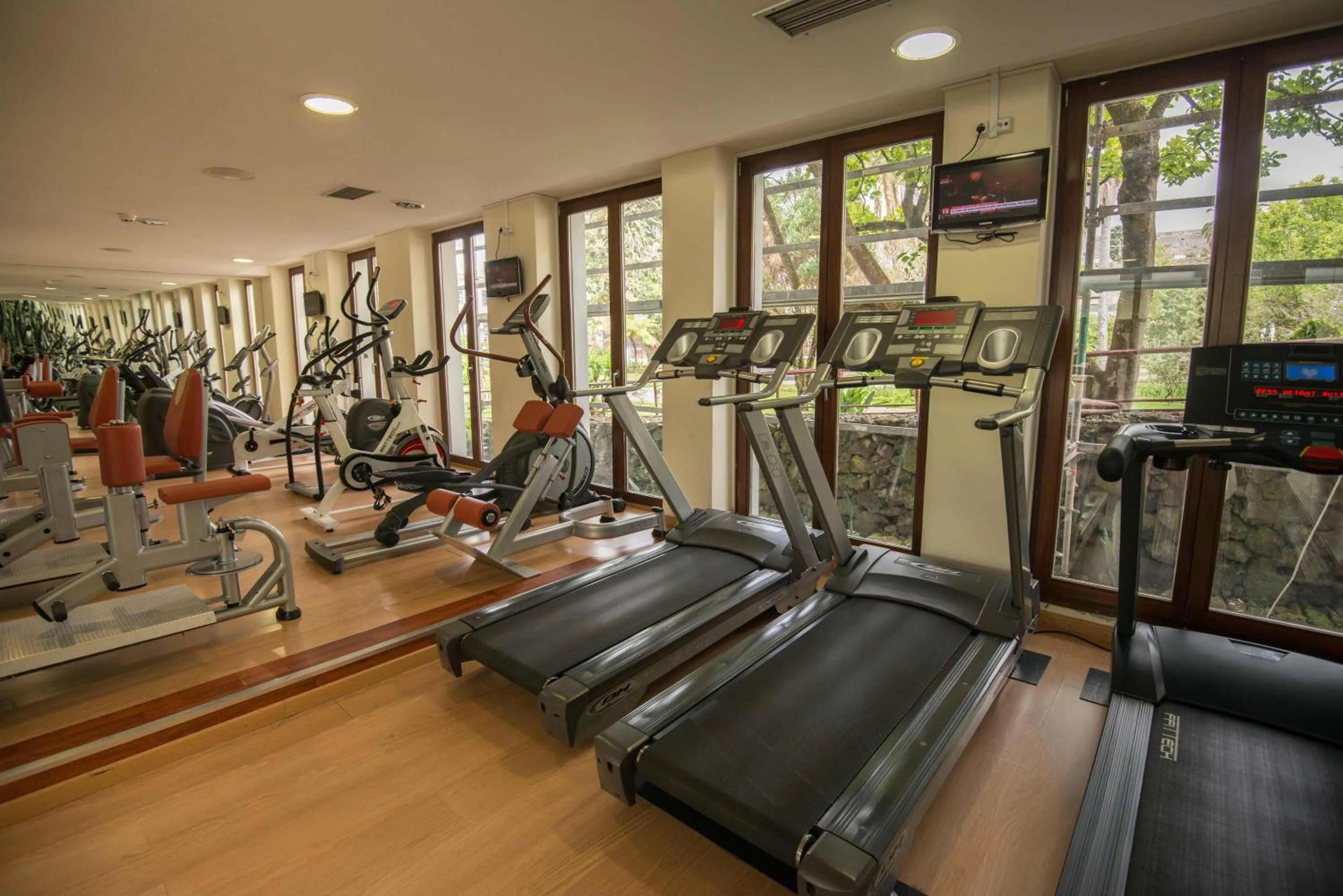 Fitness centre/facilities in Azoris Angra Garden – Plaza Hotel