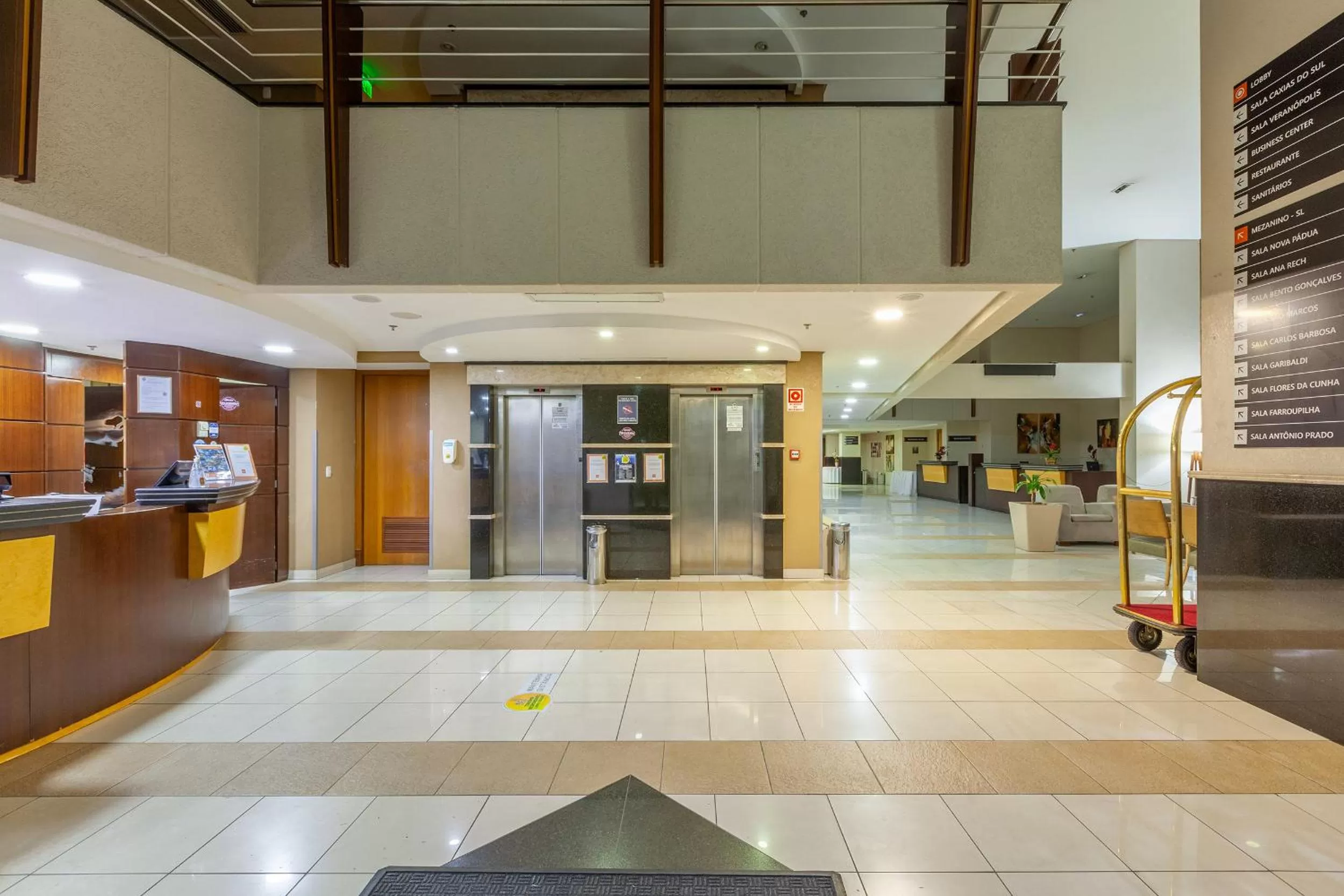 Lobby or reception in Tri Hotel Executive Caxias