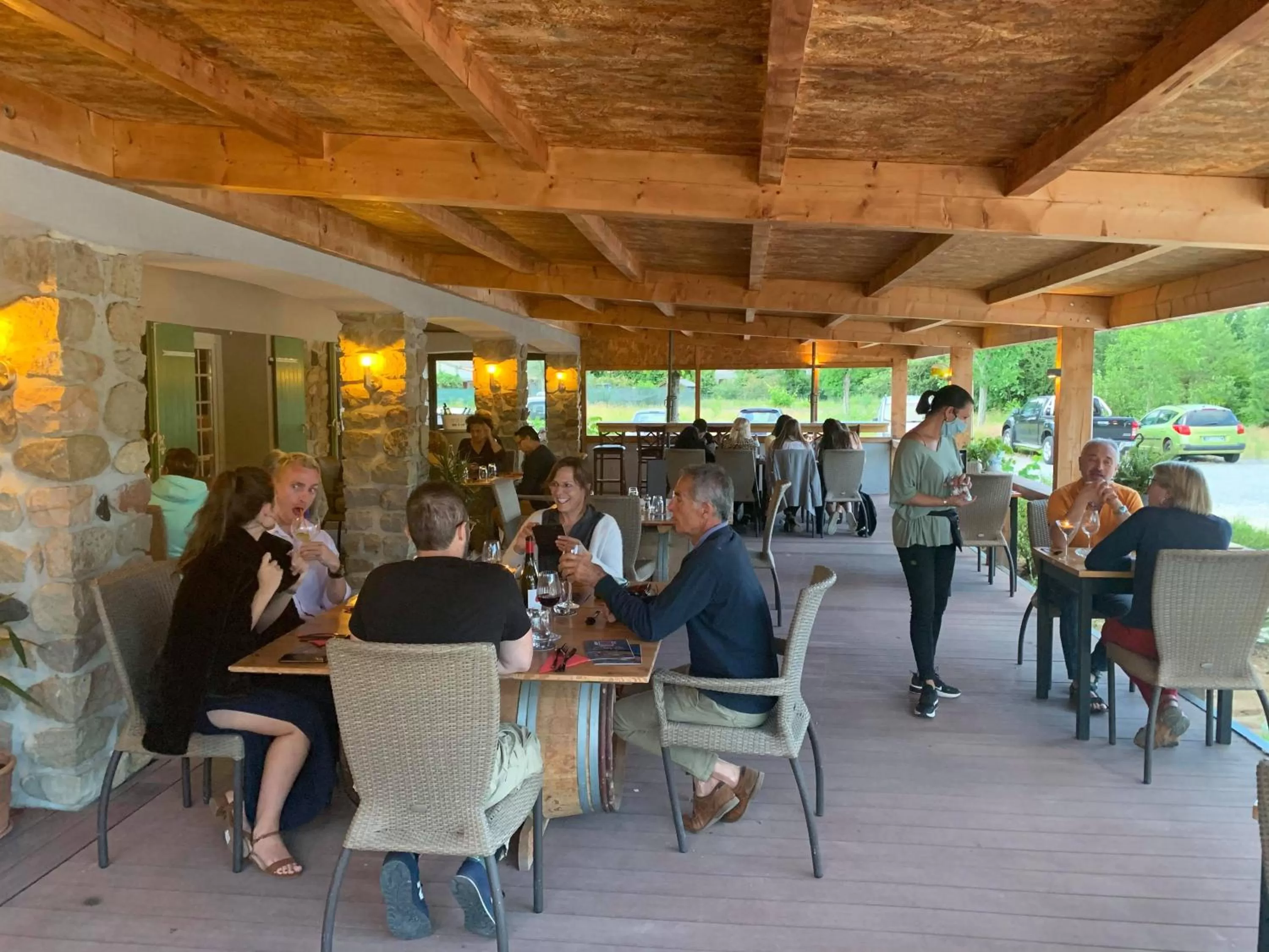 Restaurant/places to eat in Le Plan B - Hôtel 3 étoiles - Restaurant