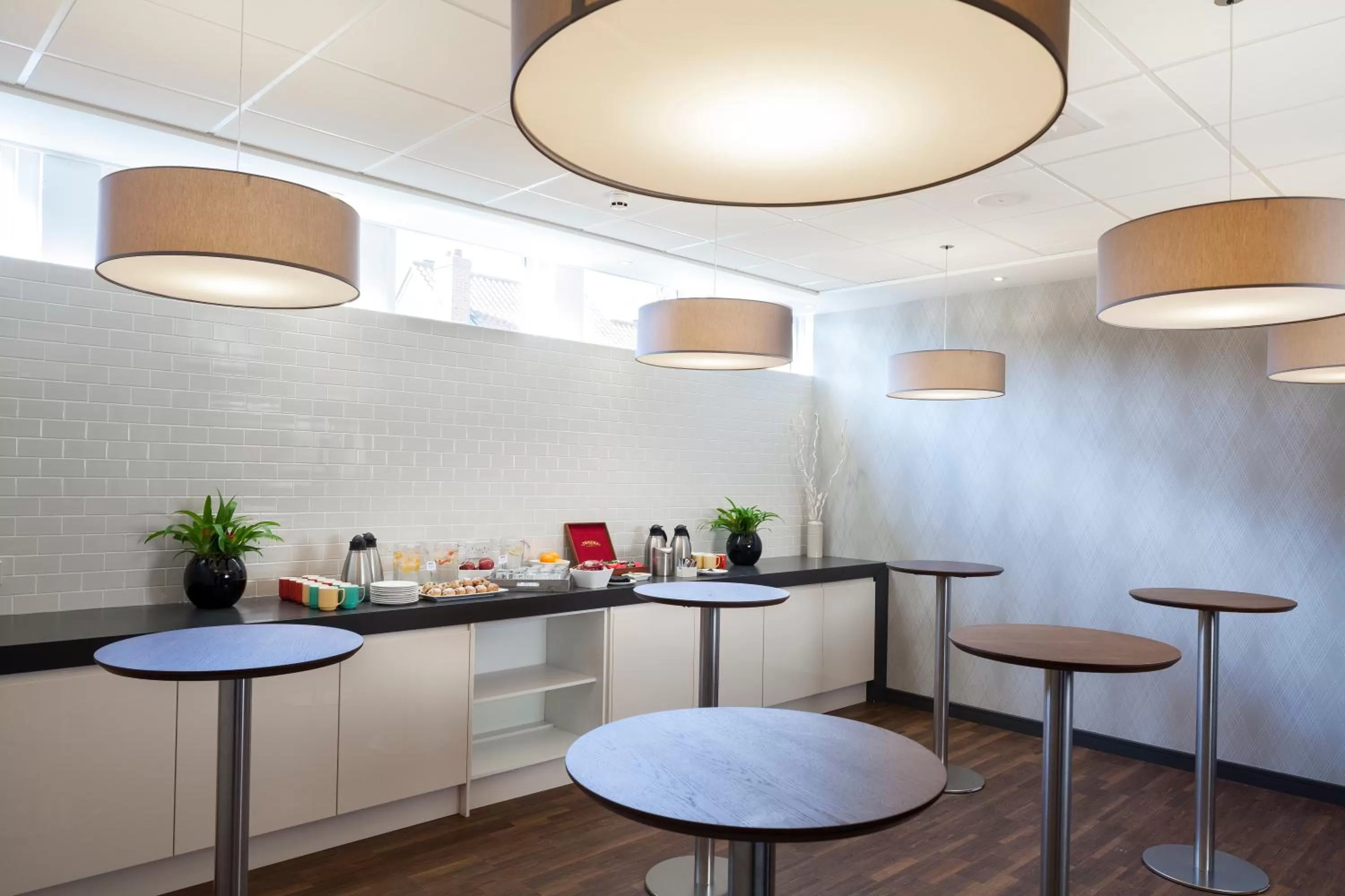 Restaurant/places to eat in Radisson Hotel York