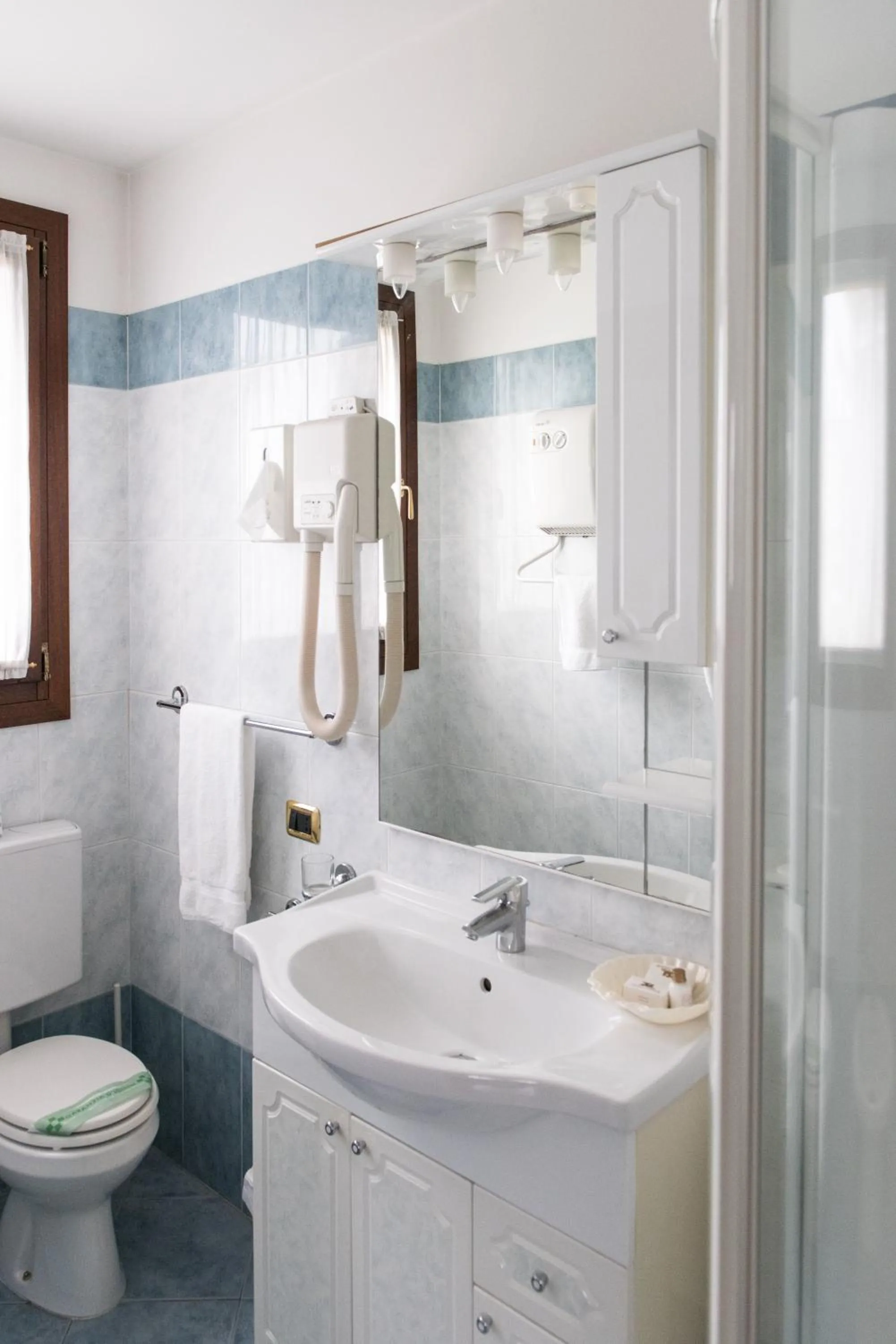 Toilet in Hotel Villa Stucky