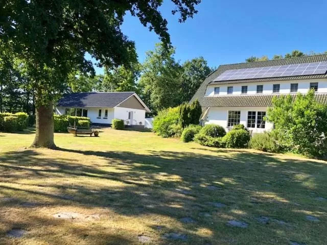 Garden view in Hotel-Marks-Garni
