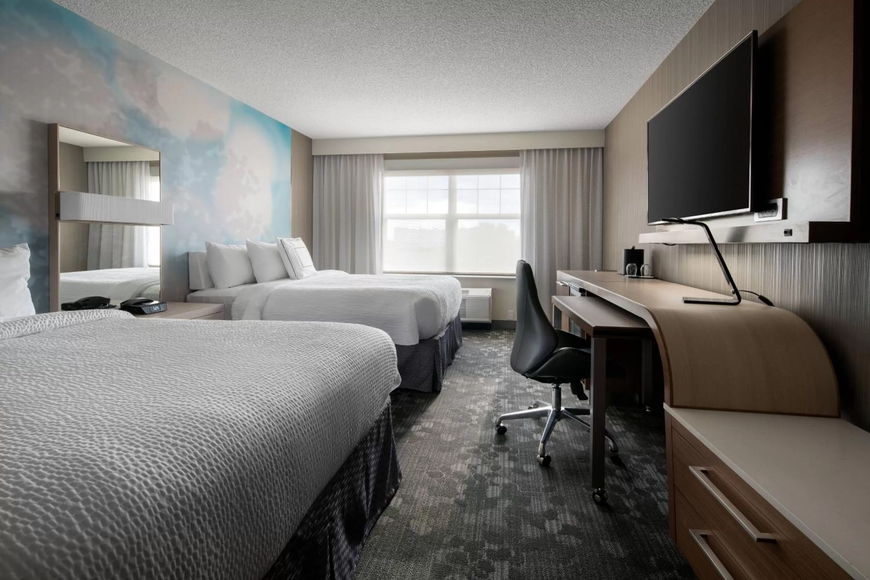 Standard Queen Room with Two Queen Beds in Courtyard Denver Airport at Gateway Park