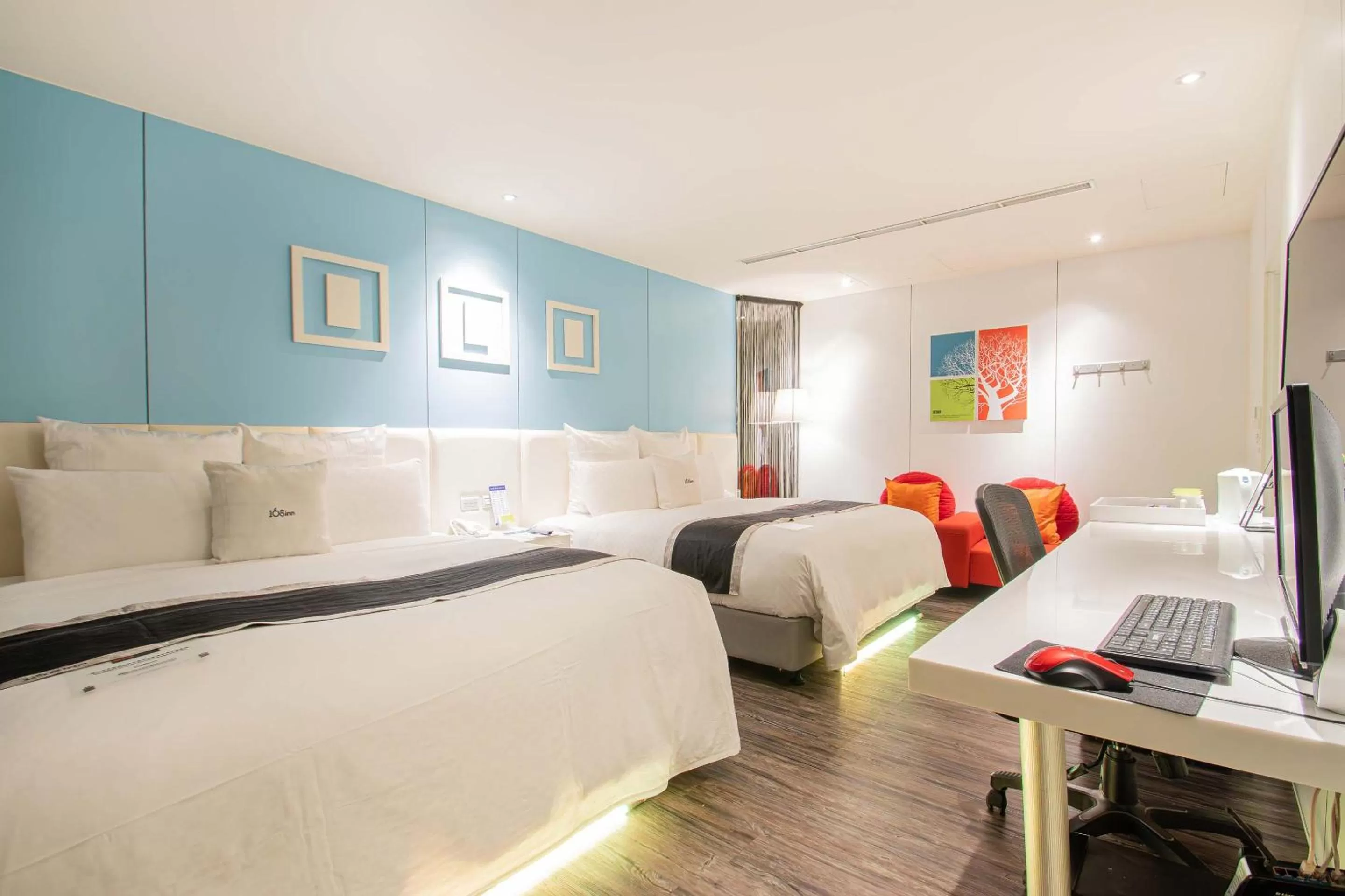 Decorative detail, Bed in 168 Motel-Hsinchu