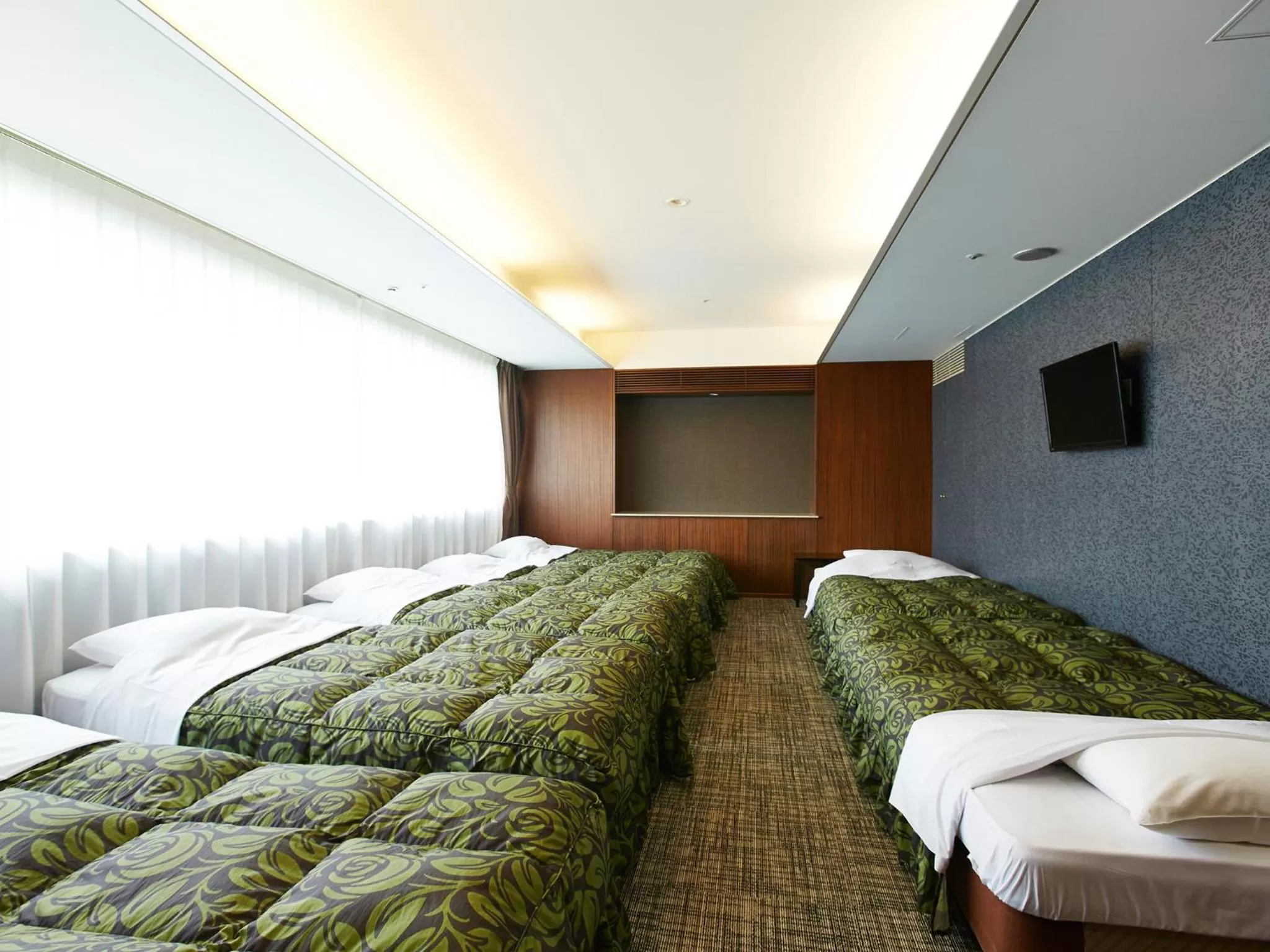 Bed in Osaka Academia