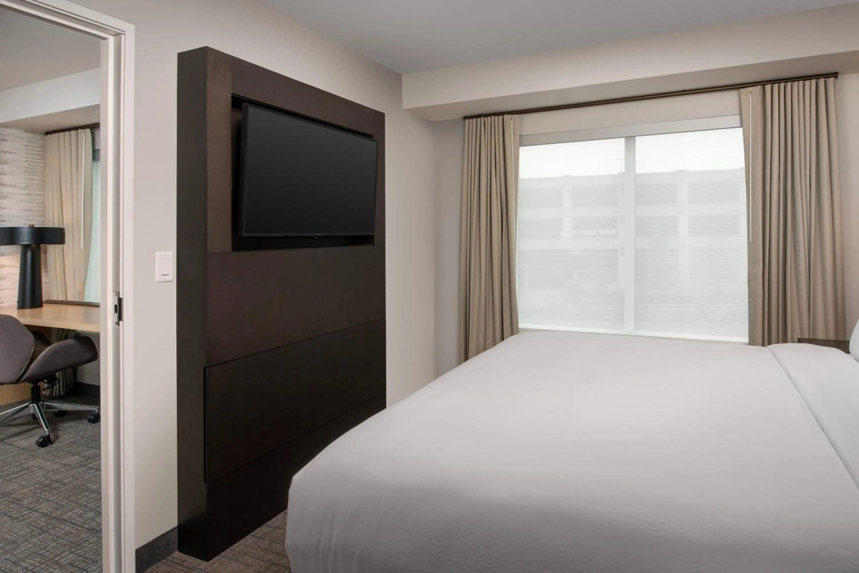 Bedroom, Bed in Residence Inn by Marriott Portland Clackamas