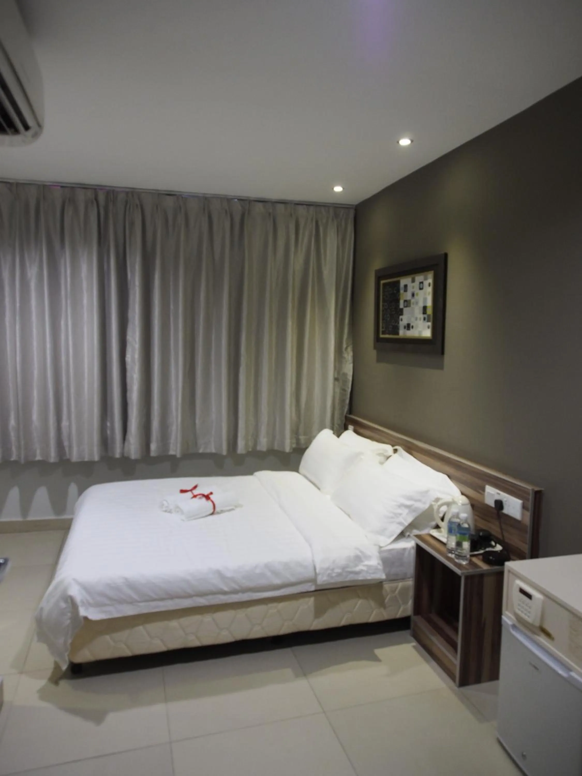 Bed in One Avenue Hotel, Balakong