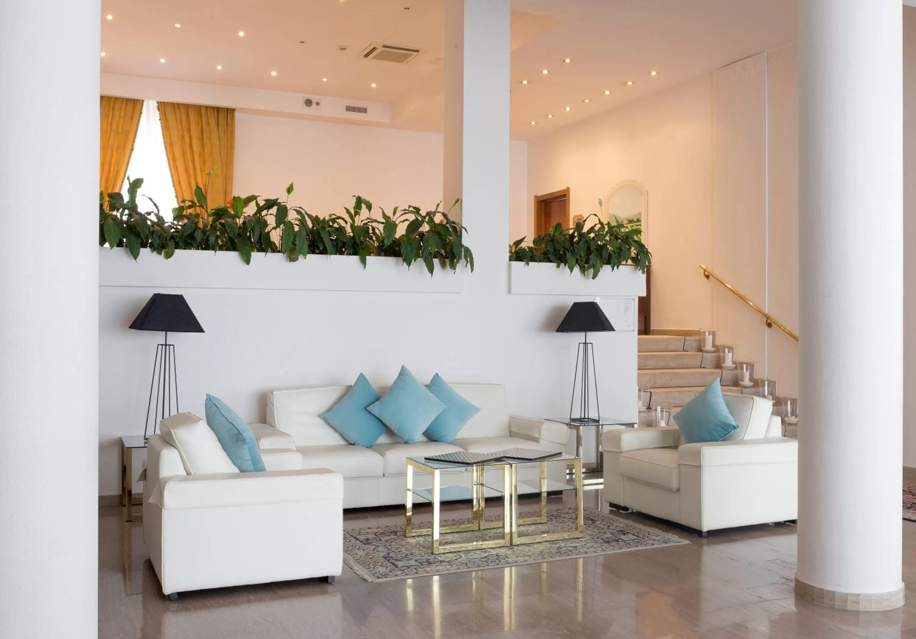 Communal lounge/ TV room in Grand Hotel Passetto