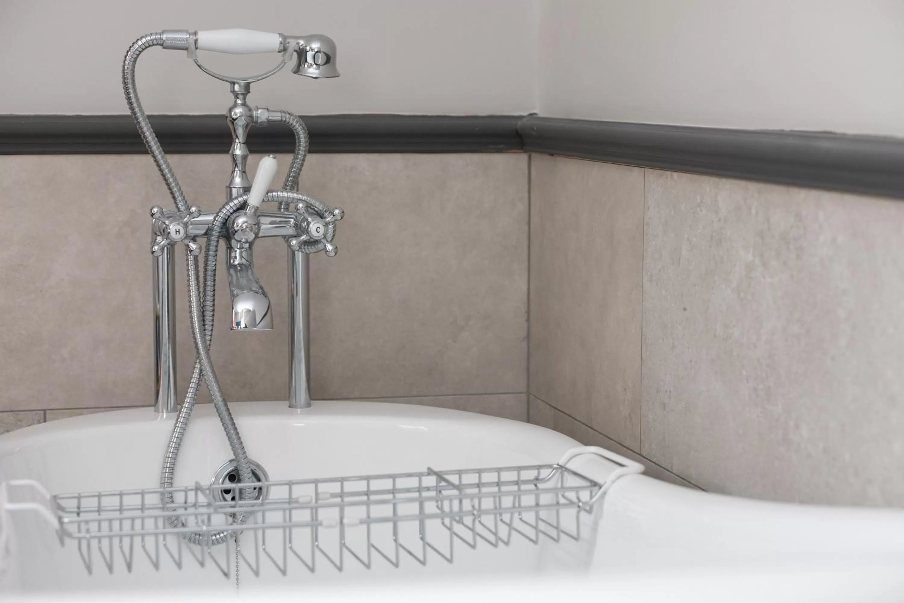 Bath in The Lawrence