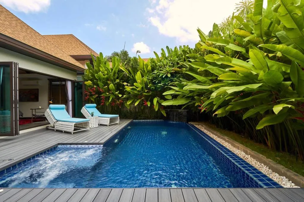 Swimming pool in Inspire Villas Phuket