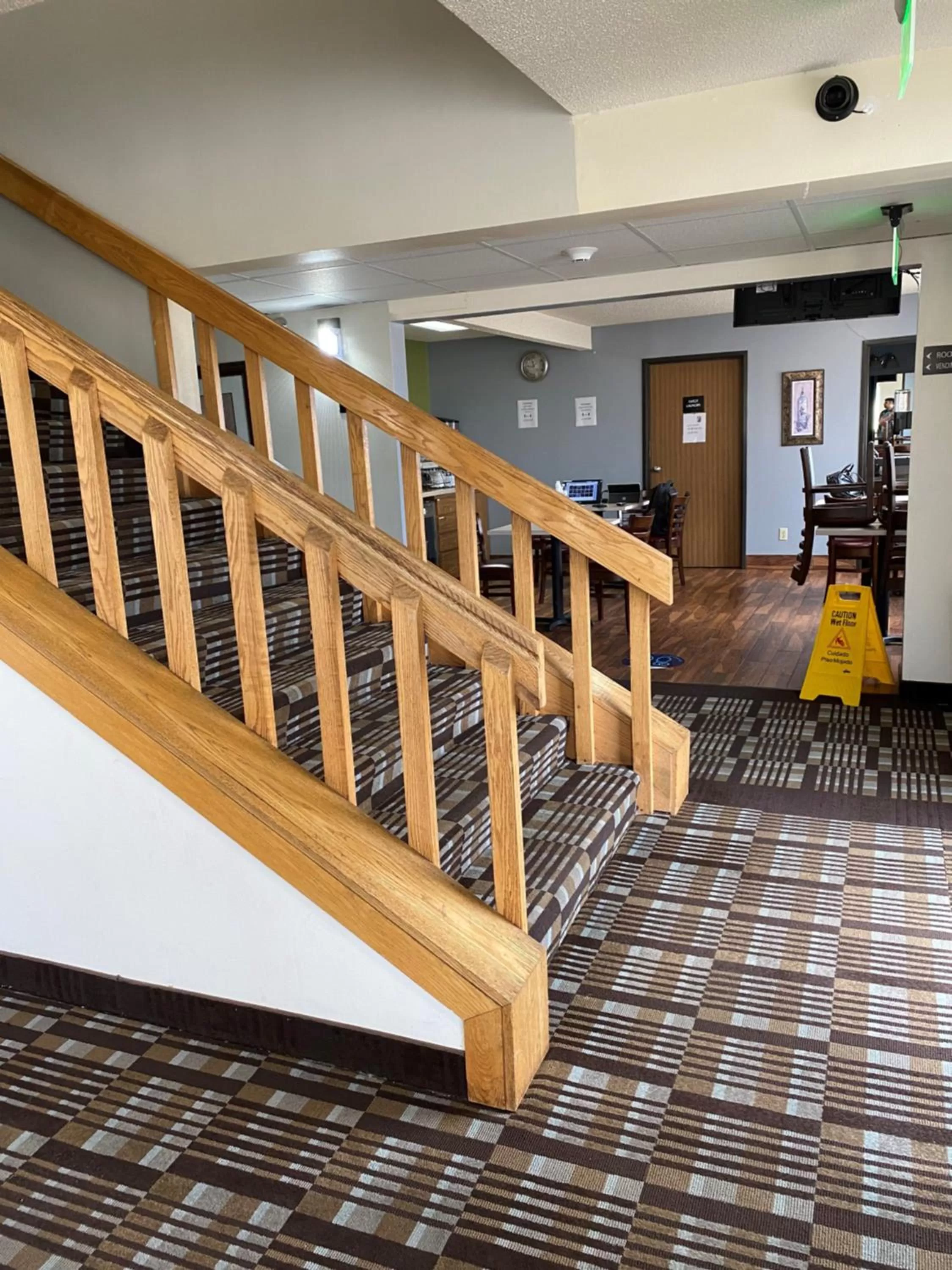 Lobby or reception in Super 8 by Wyndham Toledo