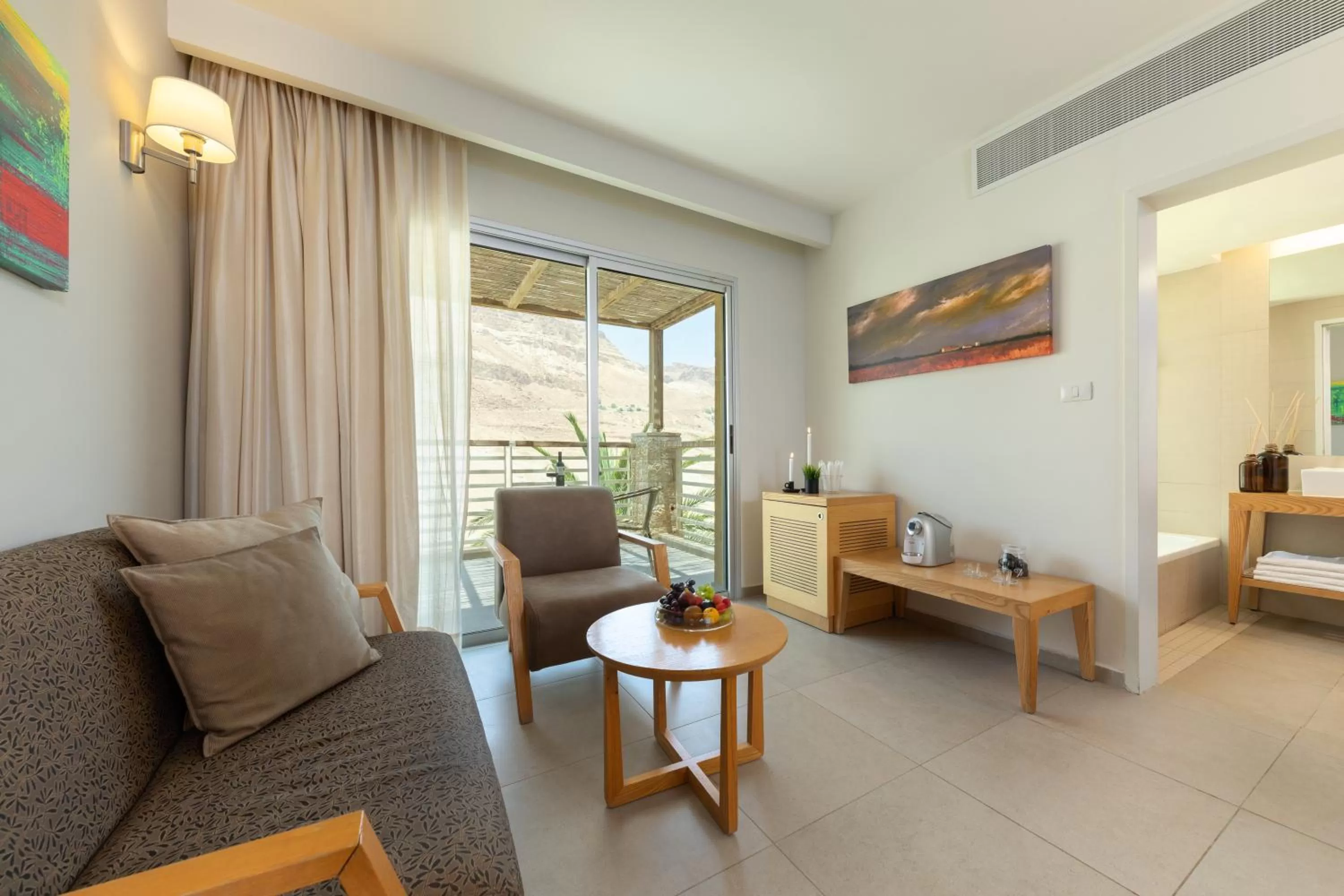 Mountain view in Ein Gedi Kibbutz Hotel