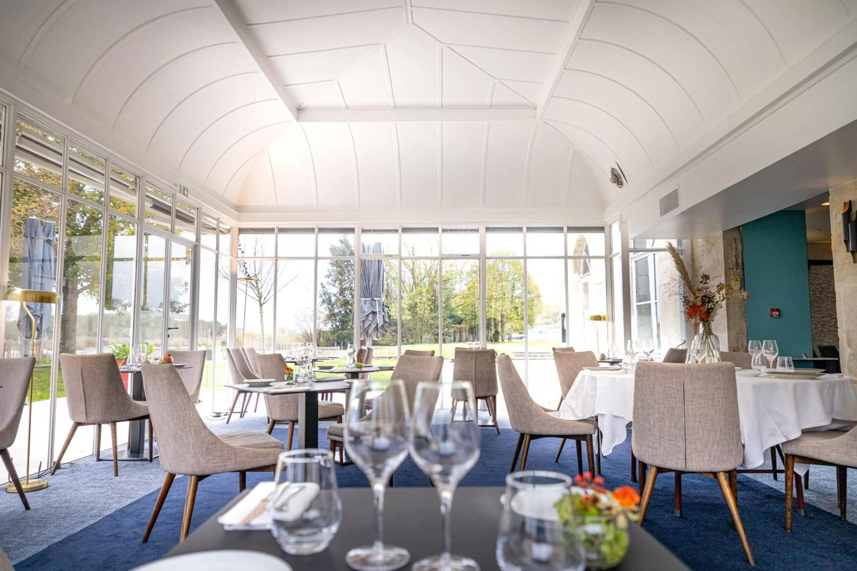 Restaurant/places to eat in Hôtel Mercure Rochefort La Corderie Royale