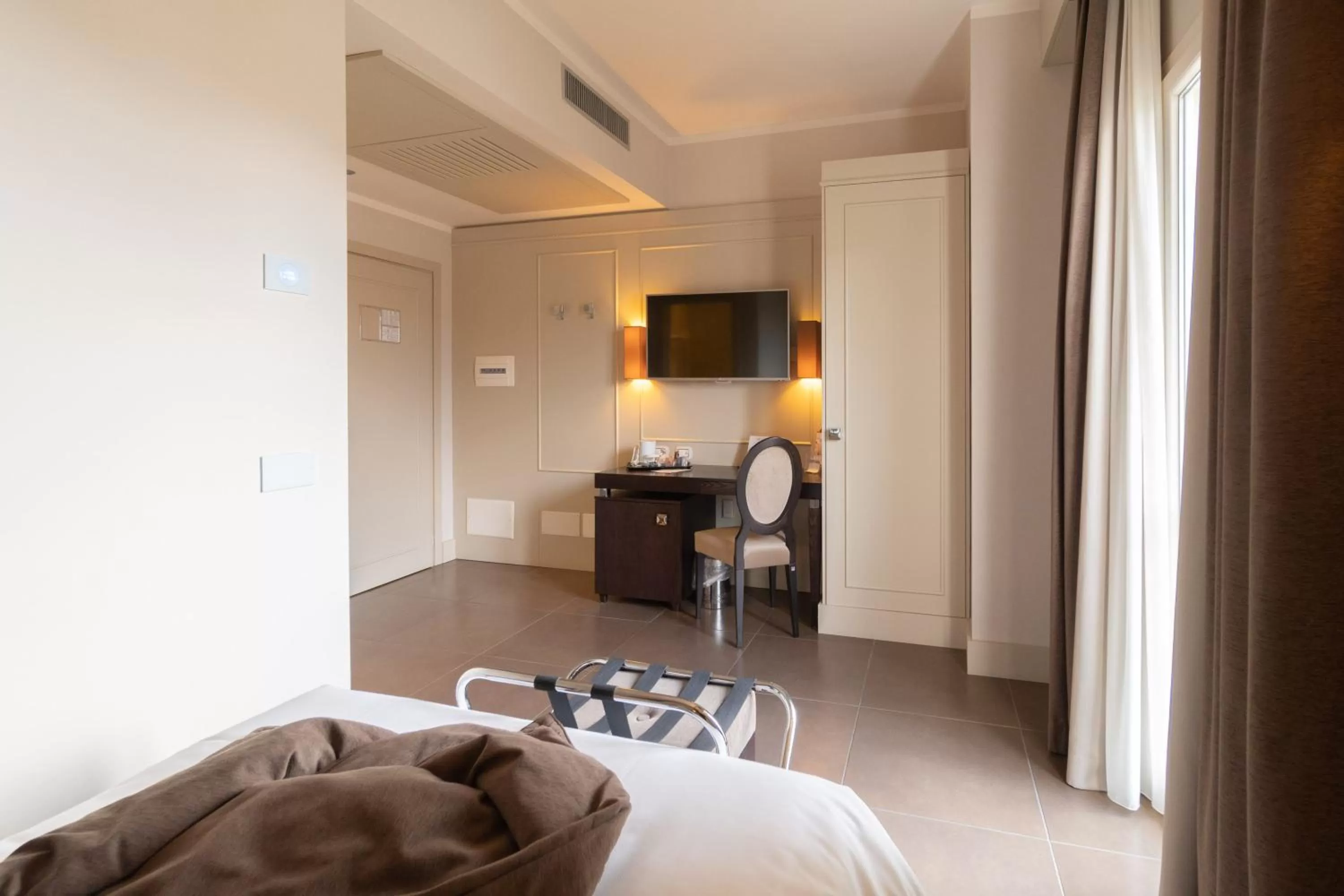 Bedroom, Bed in Best Western Plus Hotel Perla Del Porto