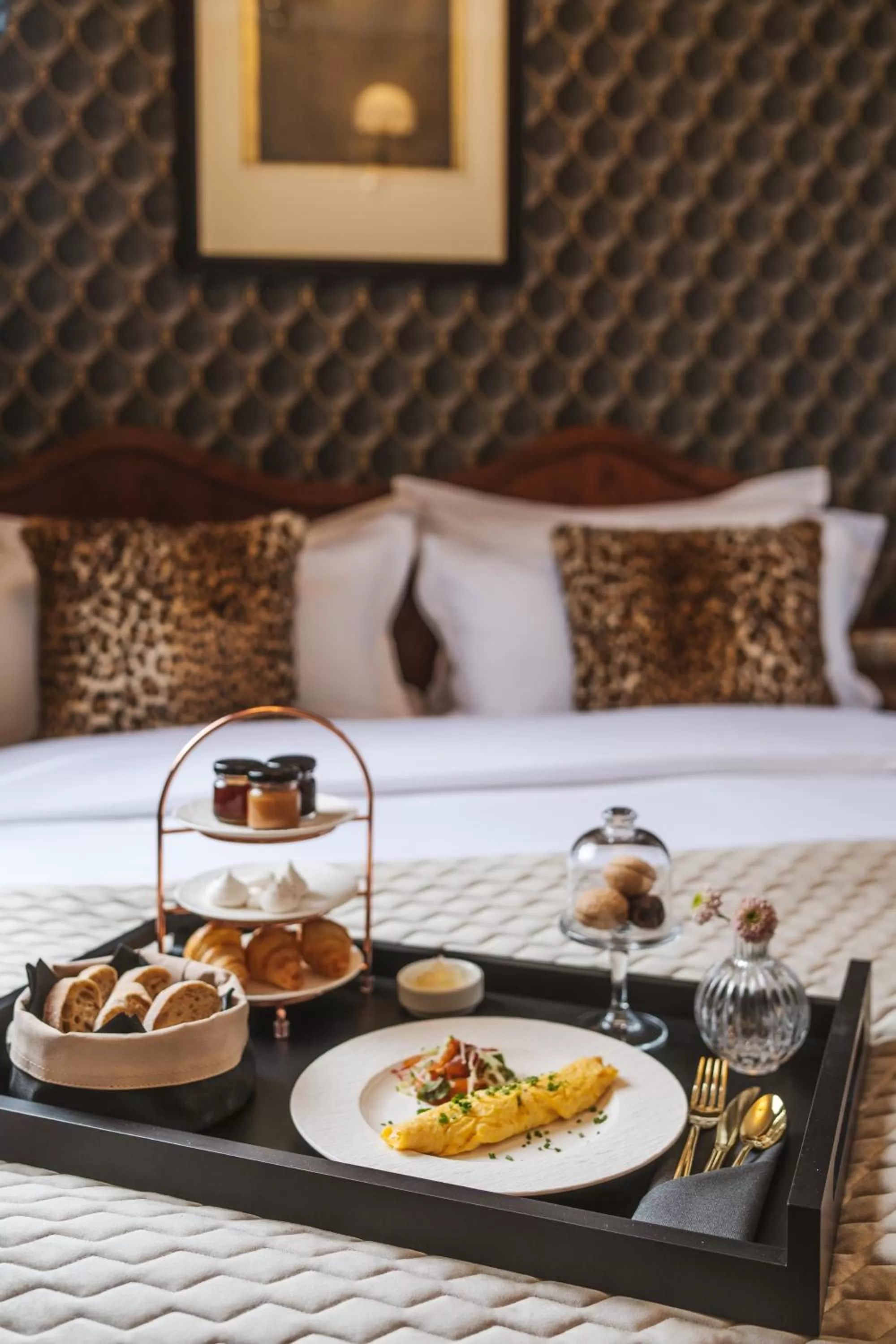 Bedroom in Hotel H15 Francuski Old Town - Destigo Hotels